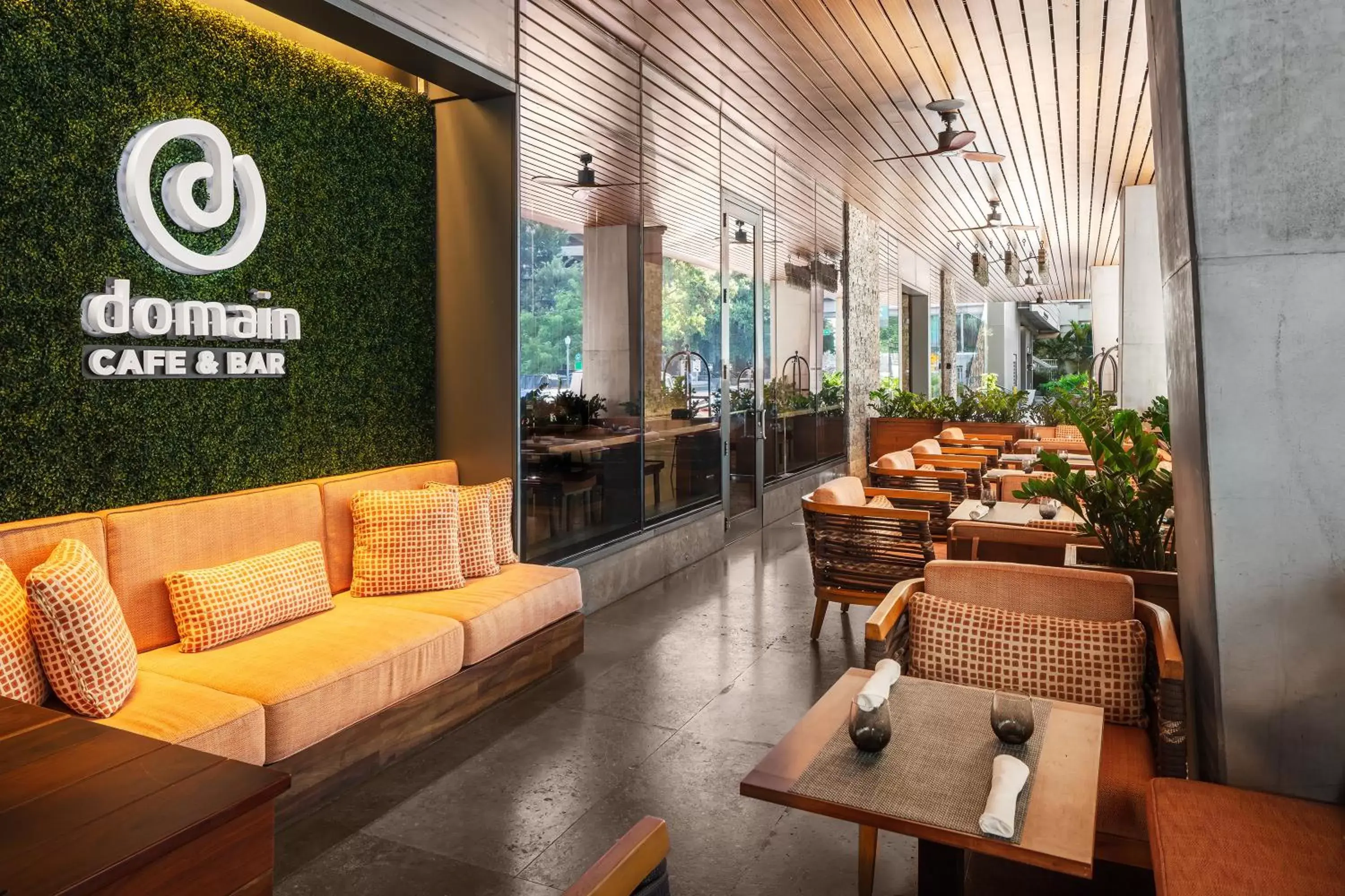 Restaurant/places to eat in EAST Miami Restaurant/places to eat in EAST Miami