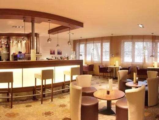 Lounge or bar in Thermalis - Das Boardinghouse im Kurpark Bad Hersfeld
