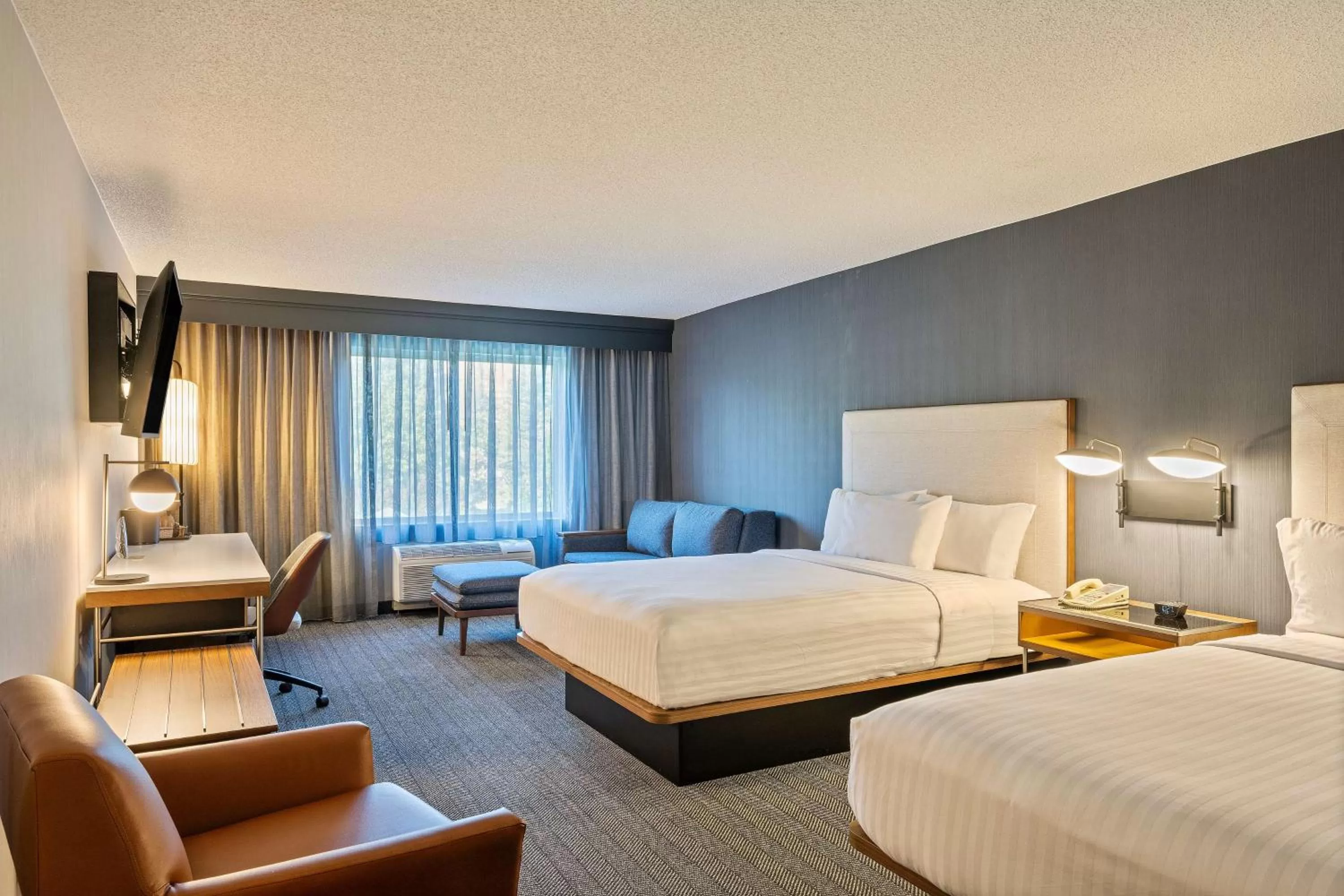 Bedroom, Bed in Sonesta Select San Ramon