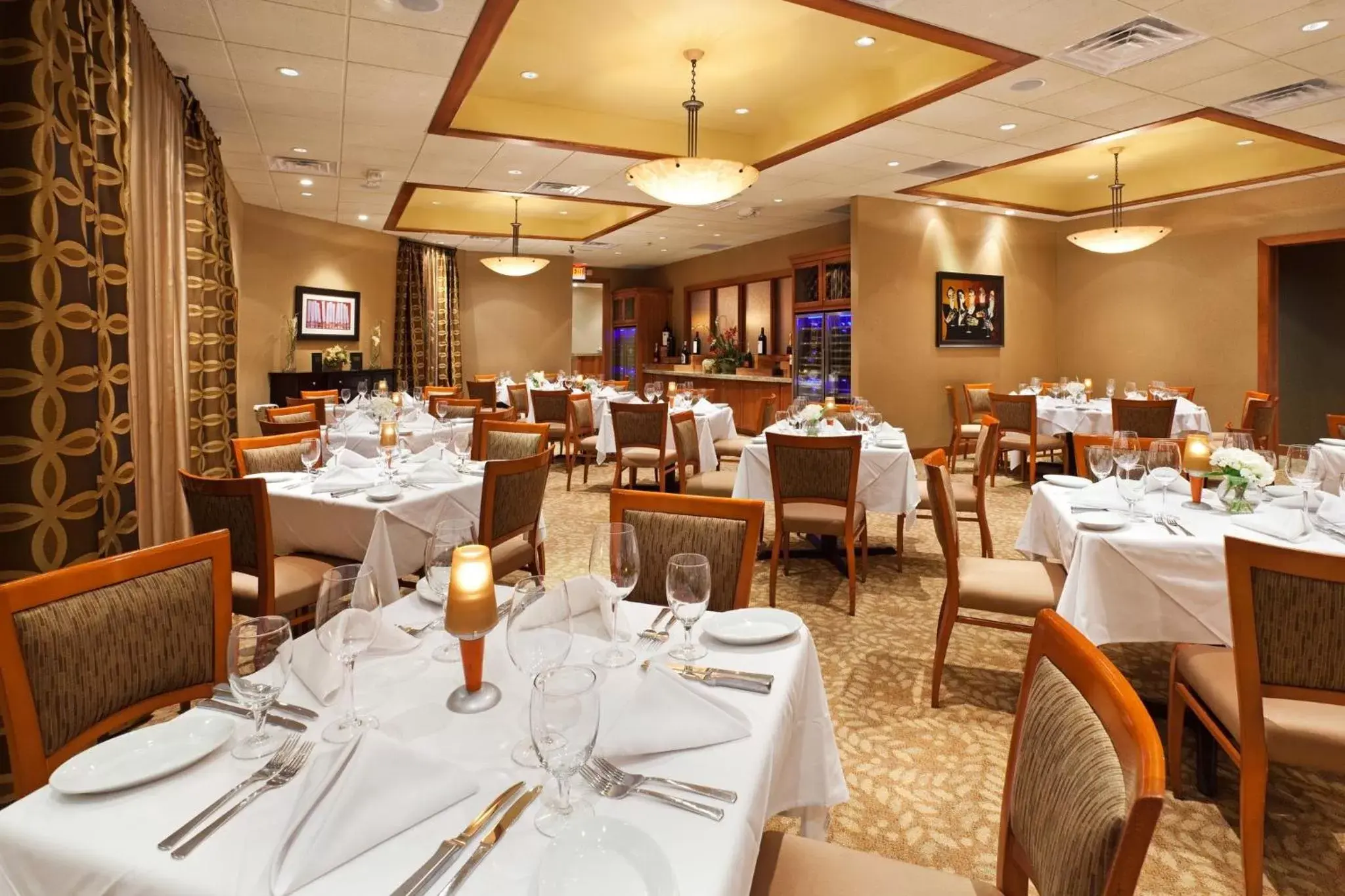 Restaurant/Places to Eat in Crowne Plaza Greenville, an IHG Hotel