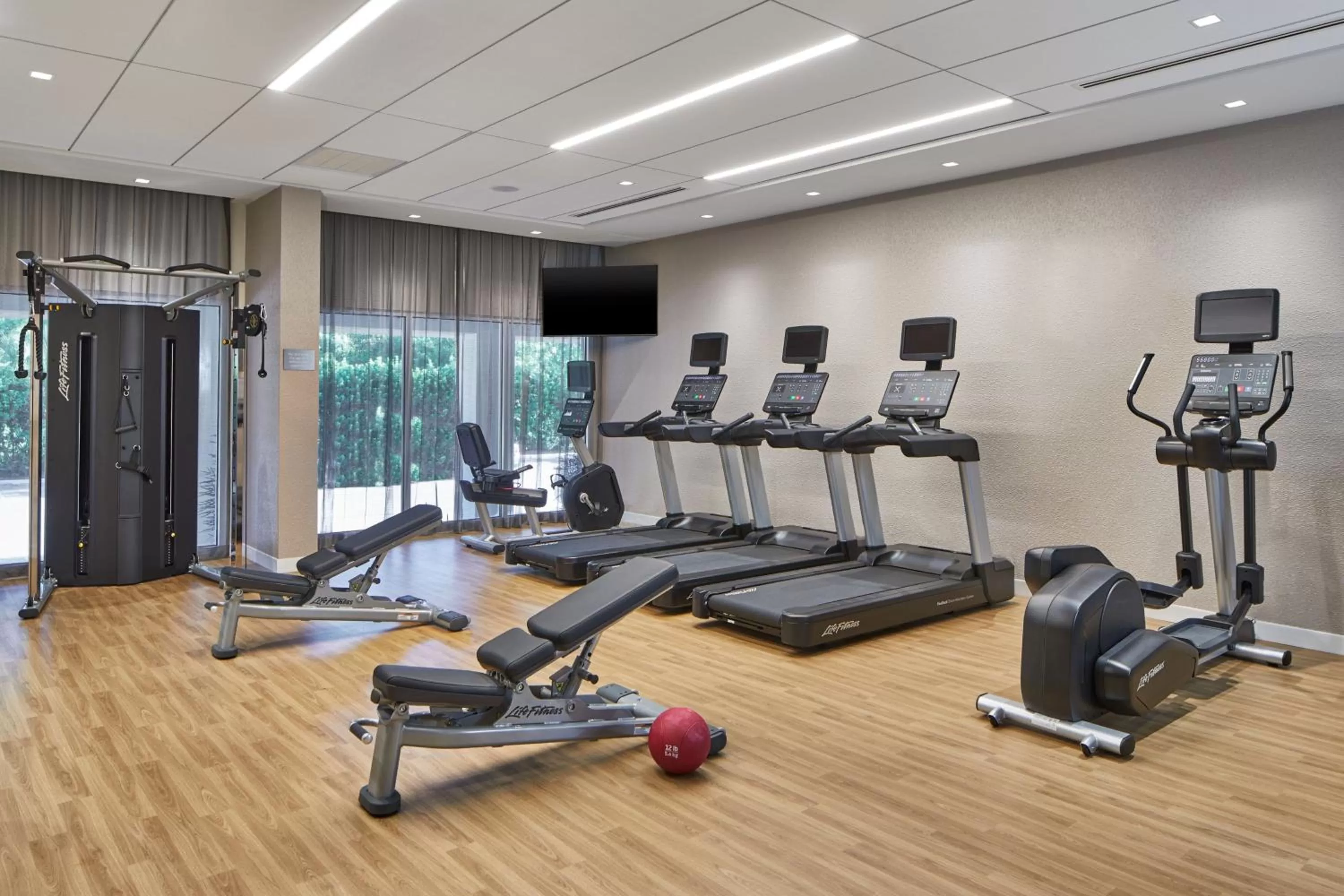 Fitness centre/facilities in AC Hotel by Marriott Orlando Lake Buena Vista