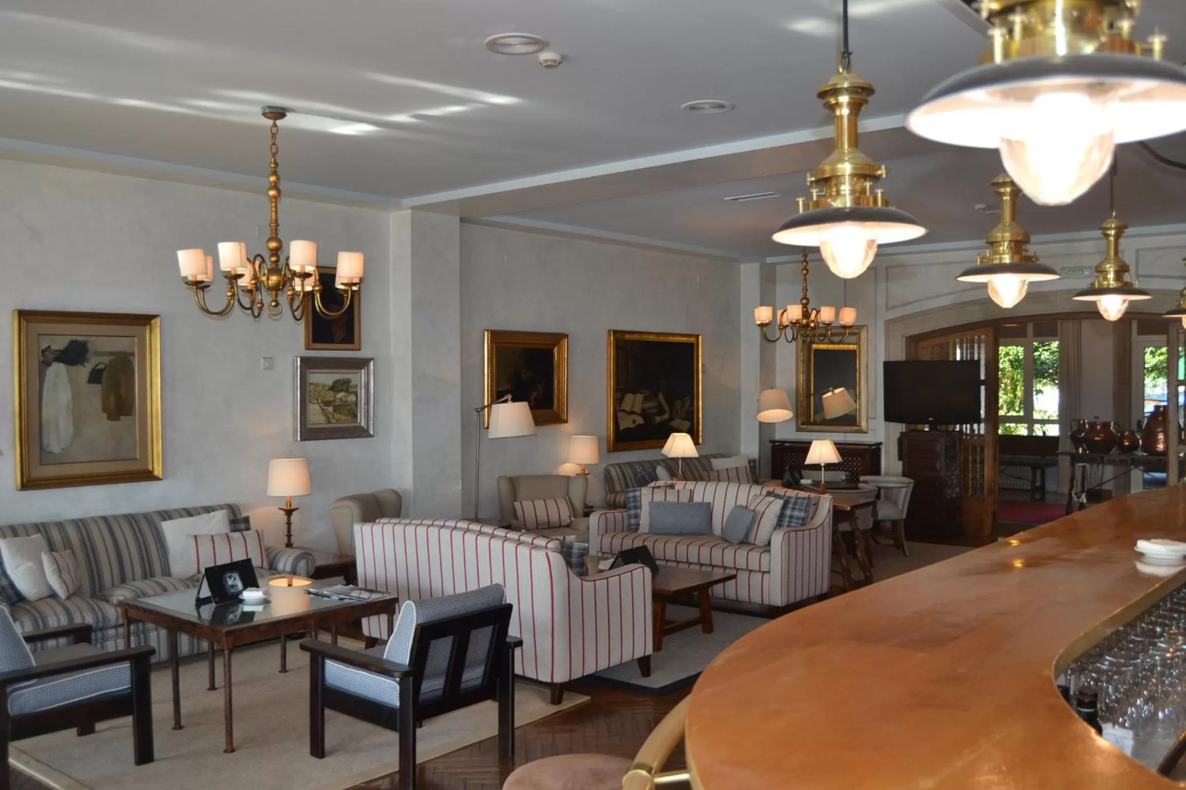 Lounge or bar in Parador de Ribadeo