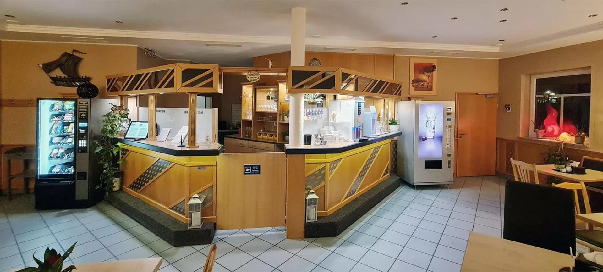 Restaurant/places to eat in Donau-Hotel