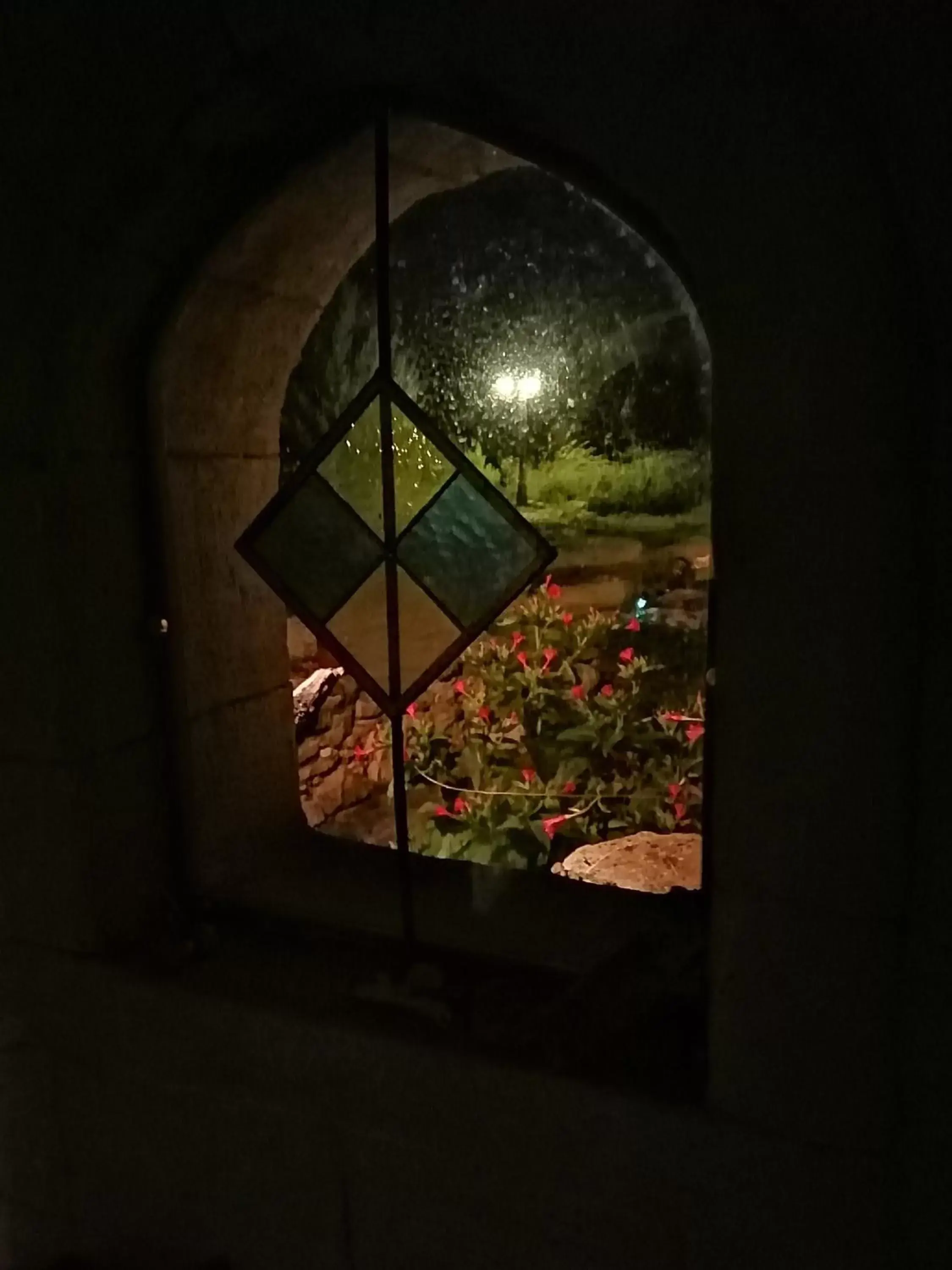 Garden view, BBQ Facilities in Suite Cardinale 40m2 chambre d' hôte du Mas Fabrègue