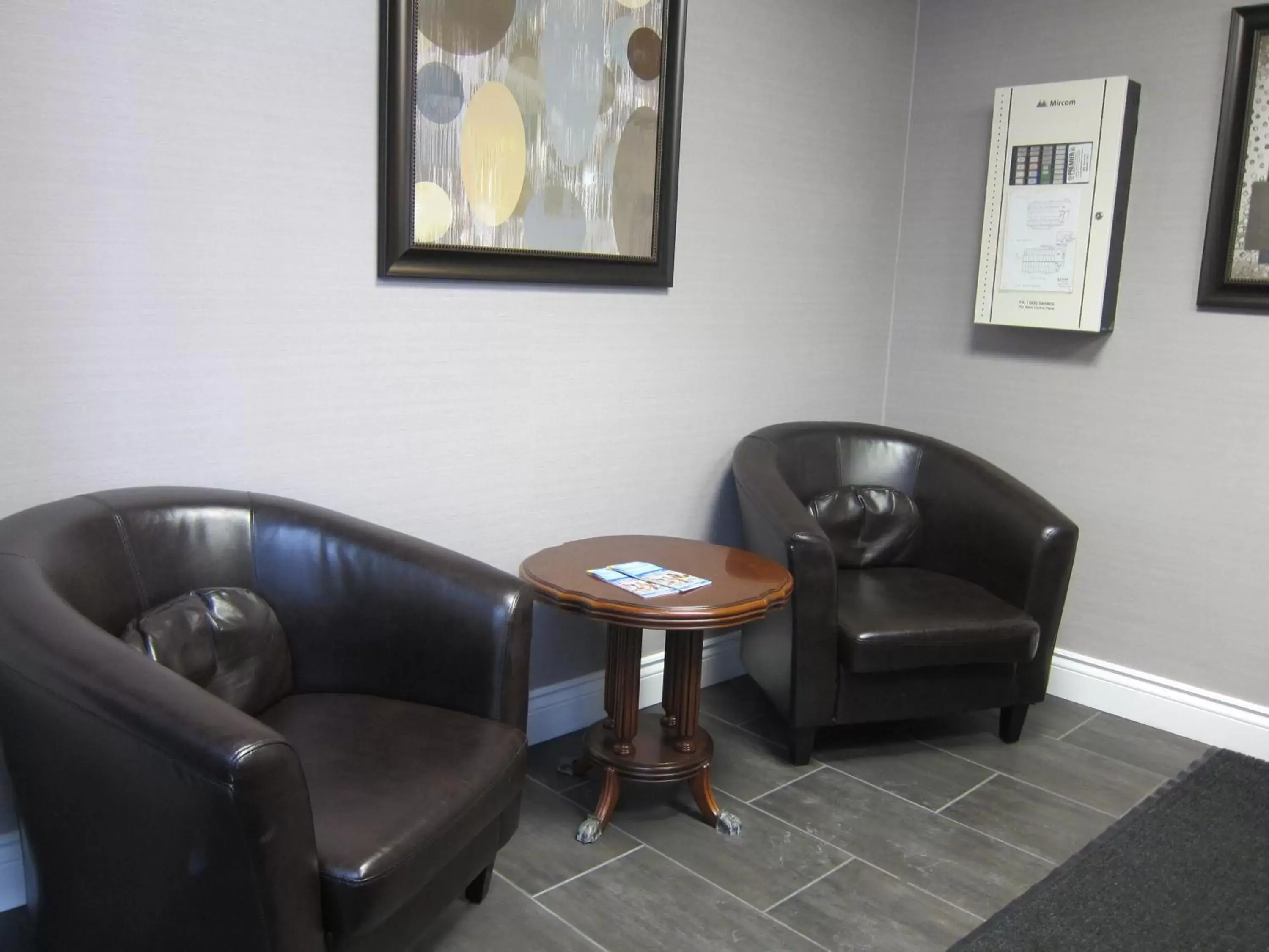 Lobby or reception, Seating Area in Deluxe Inn