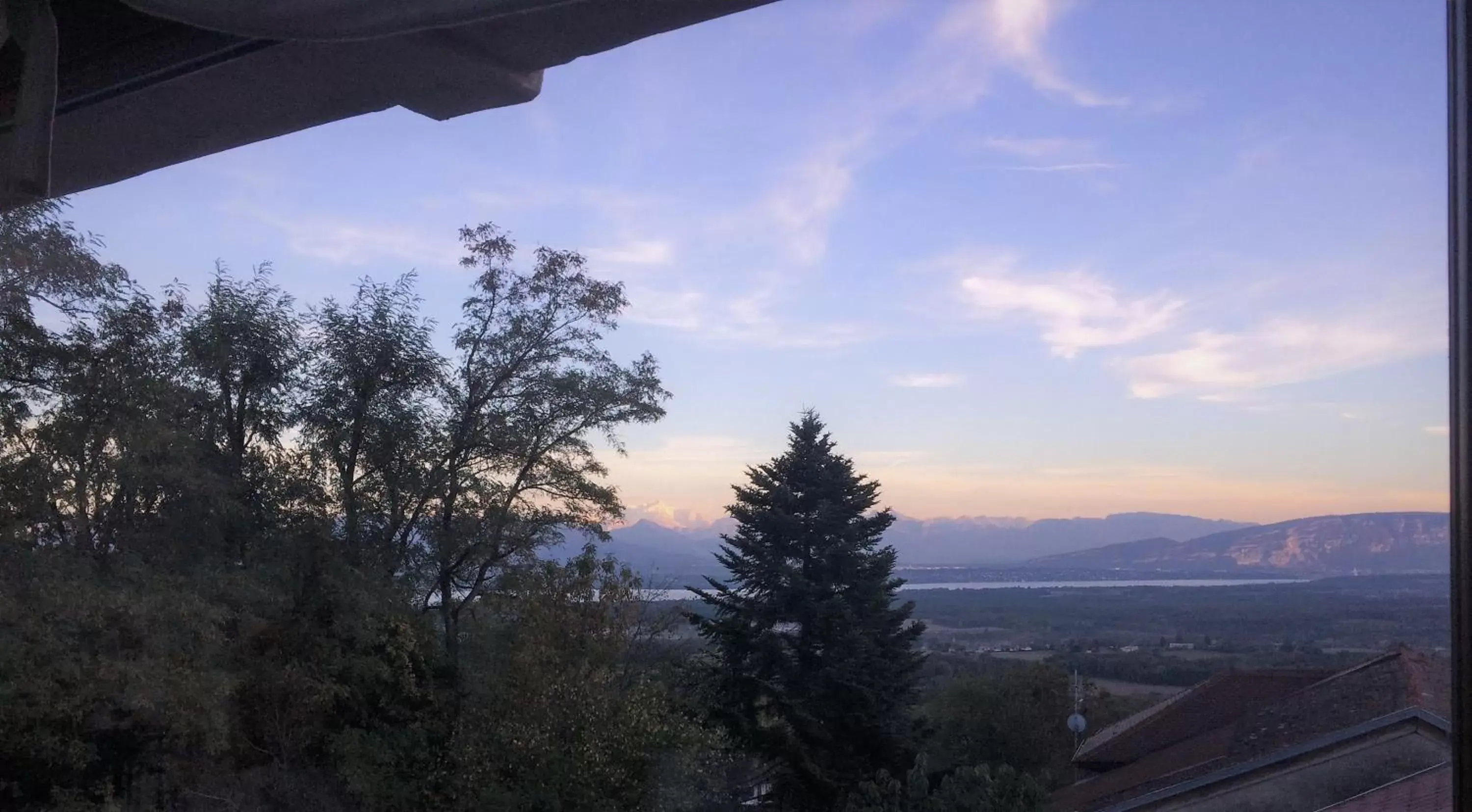 Mountain View in Les Lumières de Genève