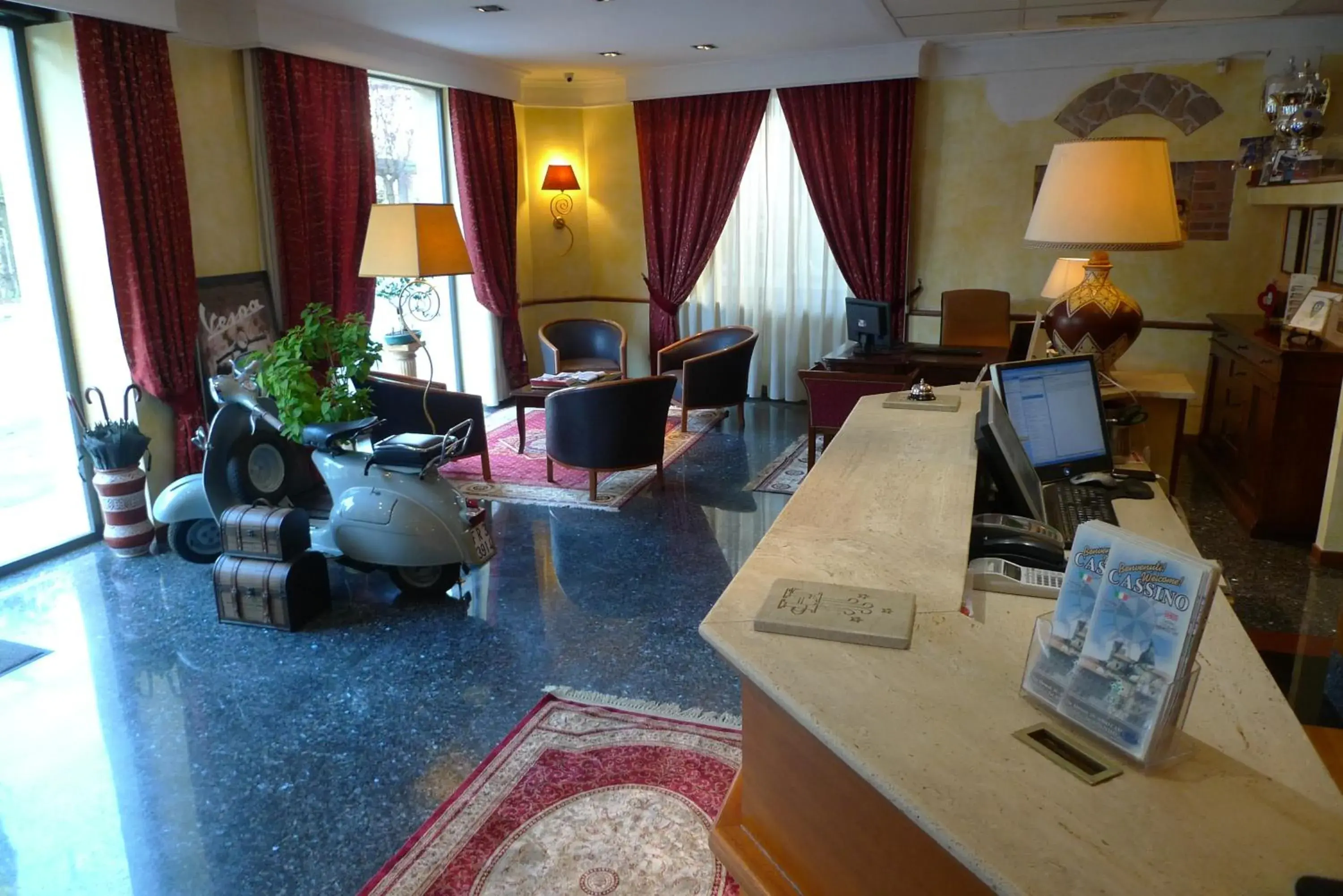 Day, Lounge/Bar in Hotel La Pace - Experience