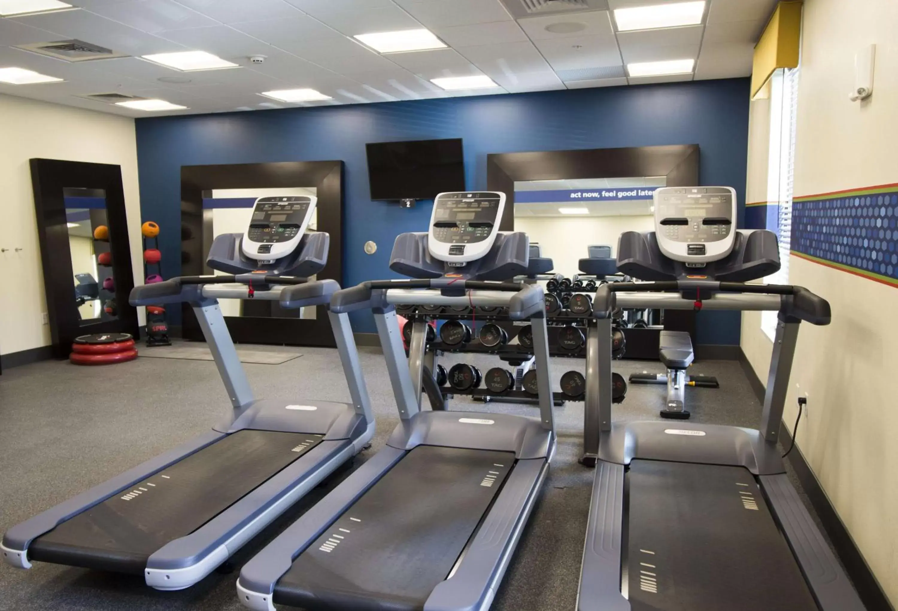 Fitness centre/facilities, Fitness Center/Facilities in Hampton Inn Decatur, Mt. Zion, IL