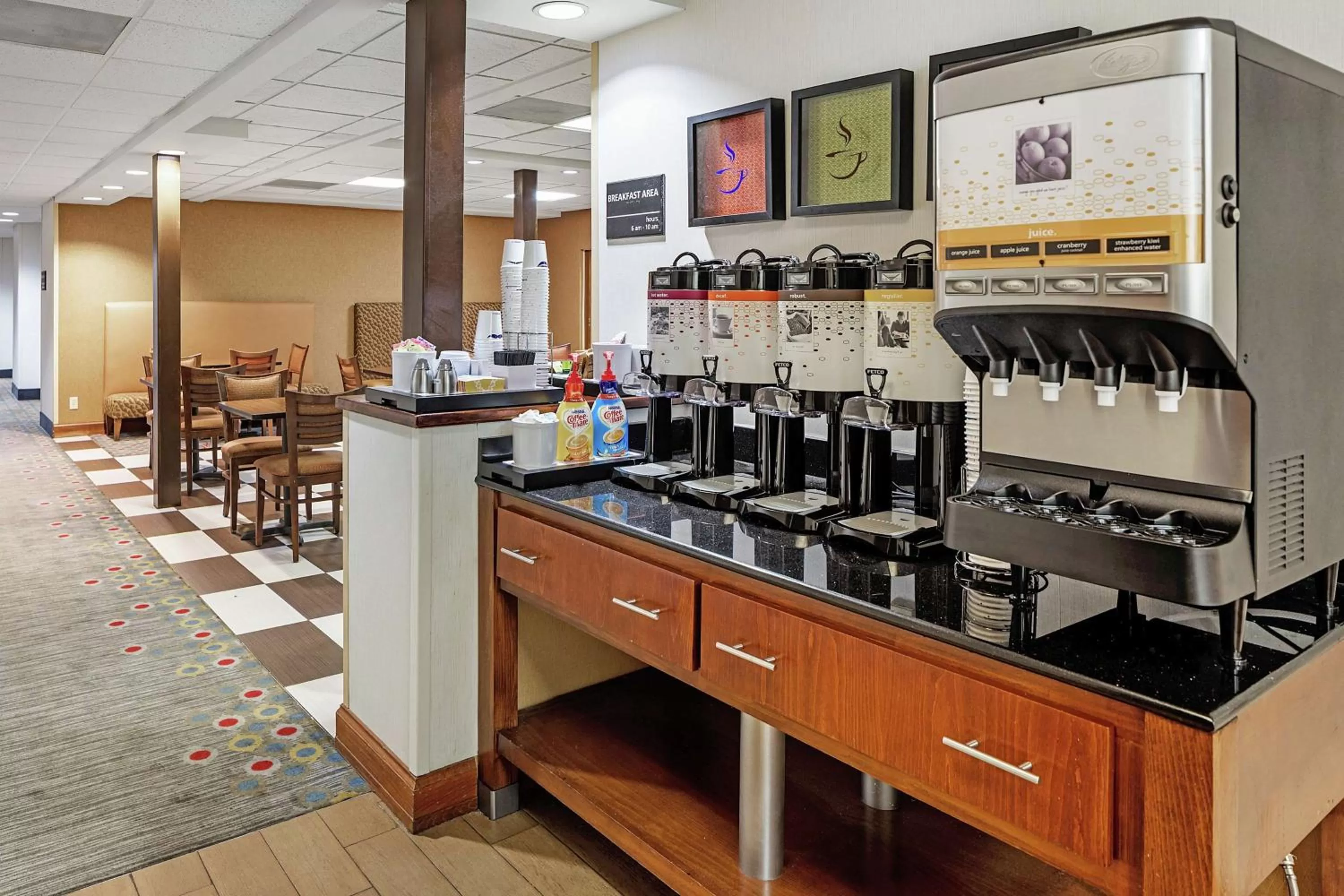 Breakfast in Hampton Inn Helen
