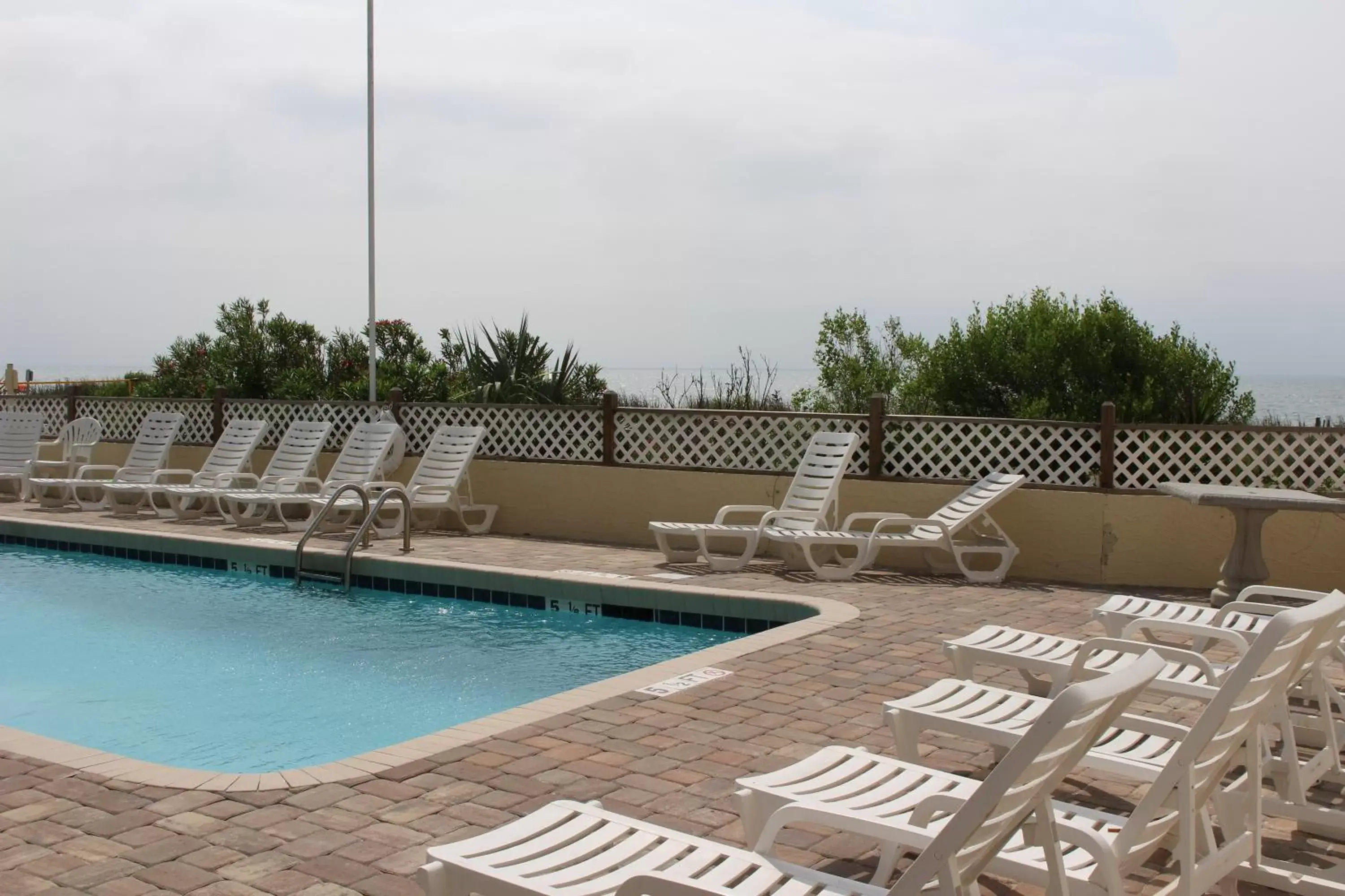 Swimming Pool in Blu Atlantic Hotel & Suites