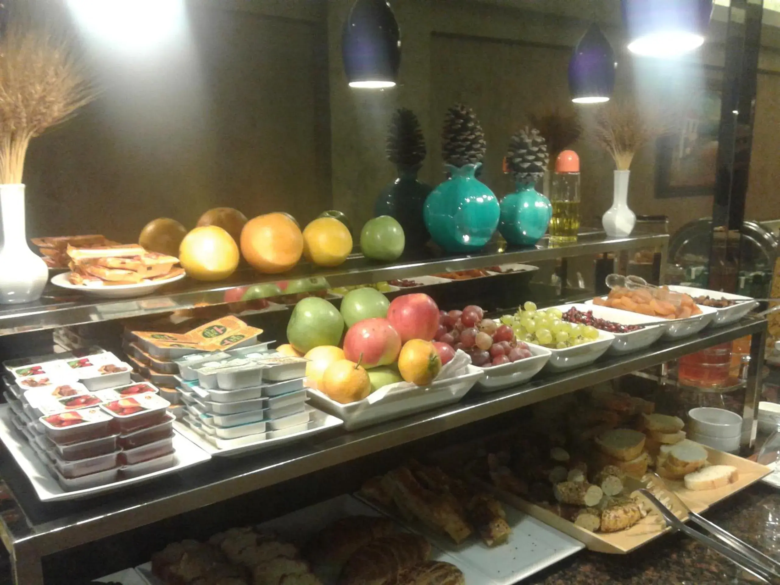 Buffet breakfast in Rooms Inn Taxim