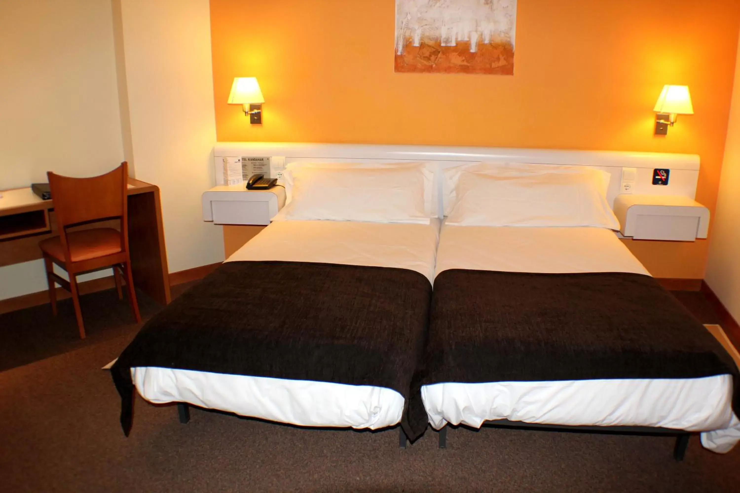 Bed in Hotel Kandahar Bed in Hotel Kandahar