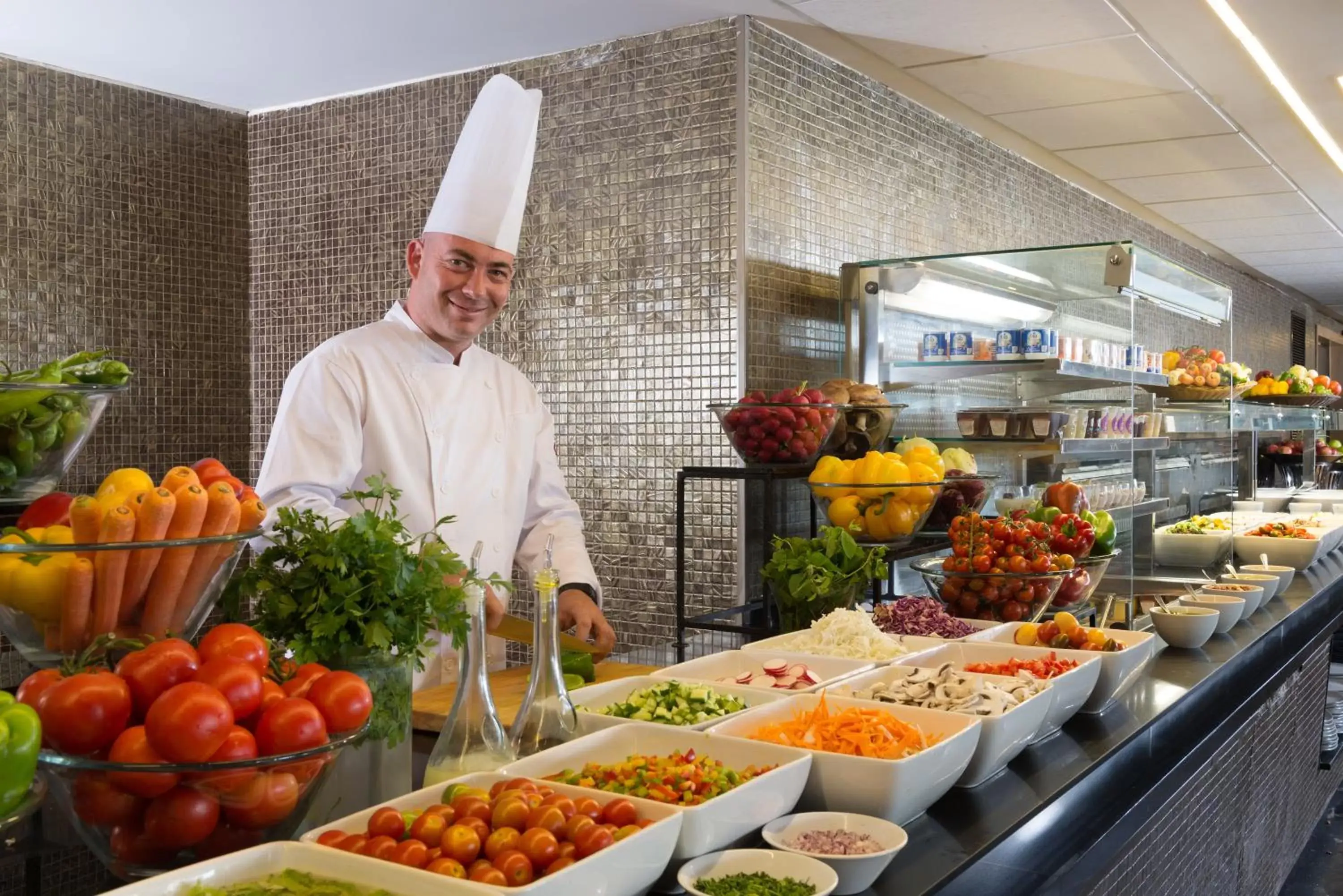 Restaurant/places to eat in Leonardo Plaza Hotel Jerusalem