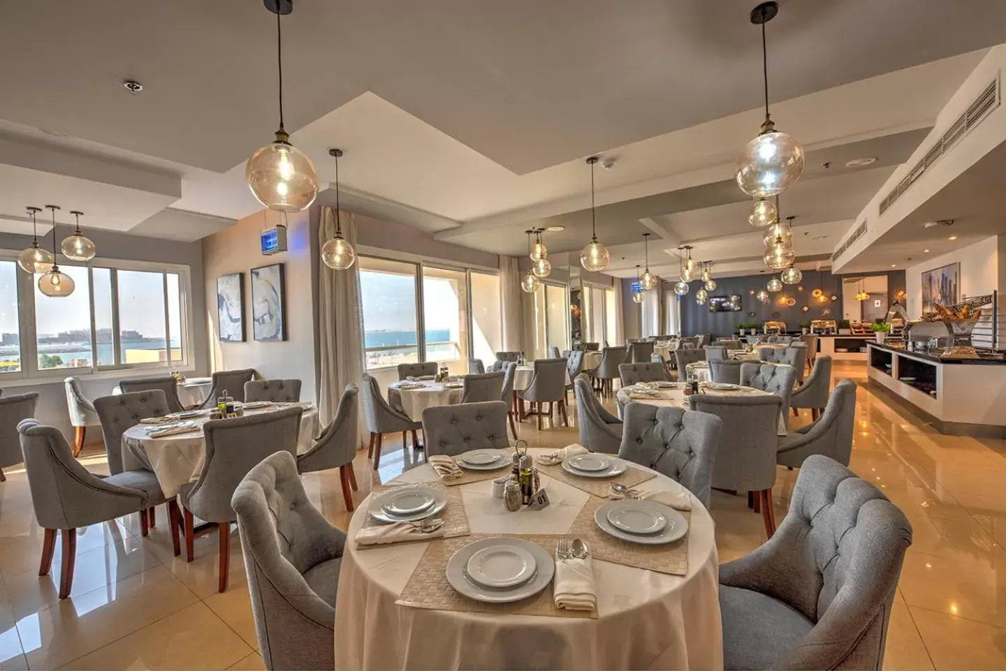 Restaurant/Places to Eat in City Stay Beach Hotel Apartments - Marjan Island
