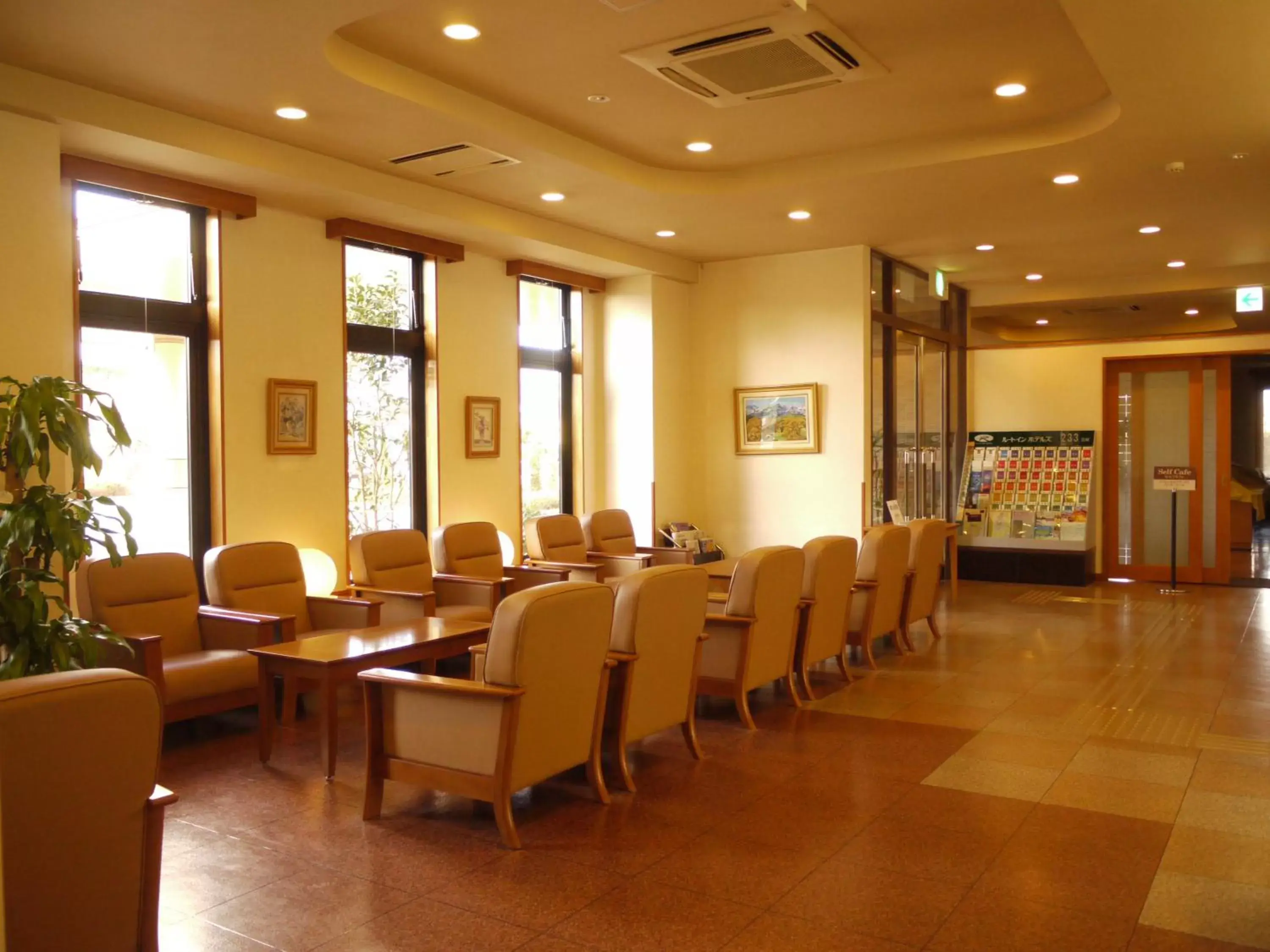 Lobby or reception in Hotel Route-Inn Shin Gotemba Inter -Kokudo 246 gou-