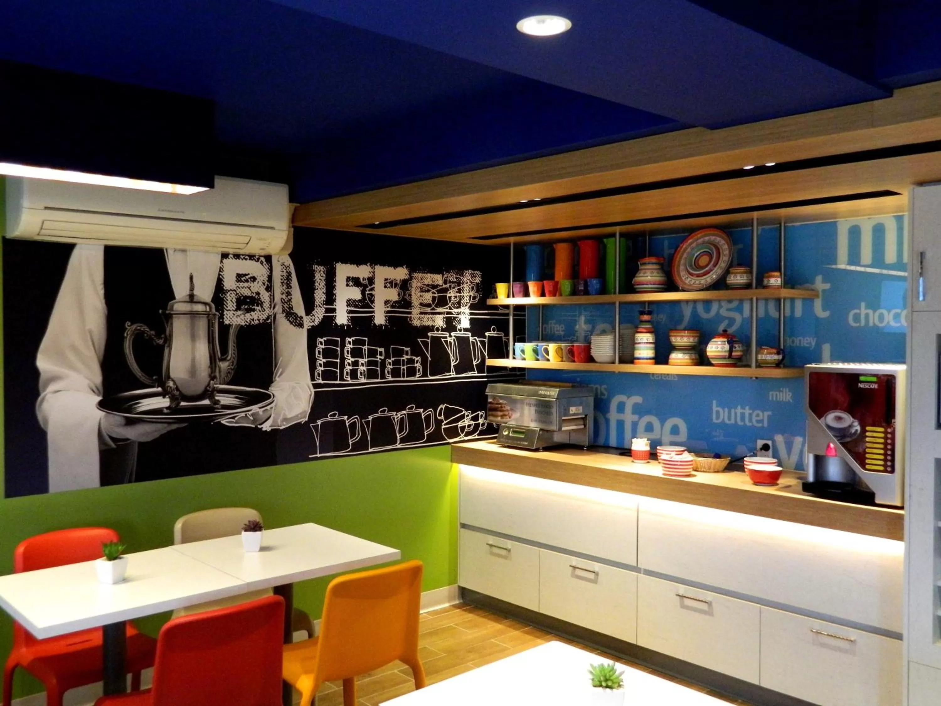 Restaurant/places to eat in ibis Budget - Melbourne Airport