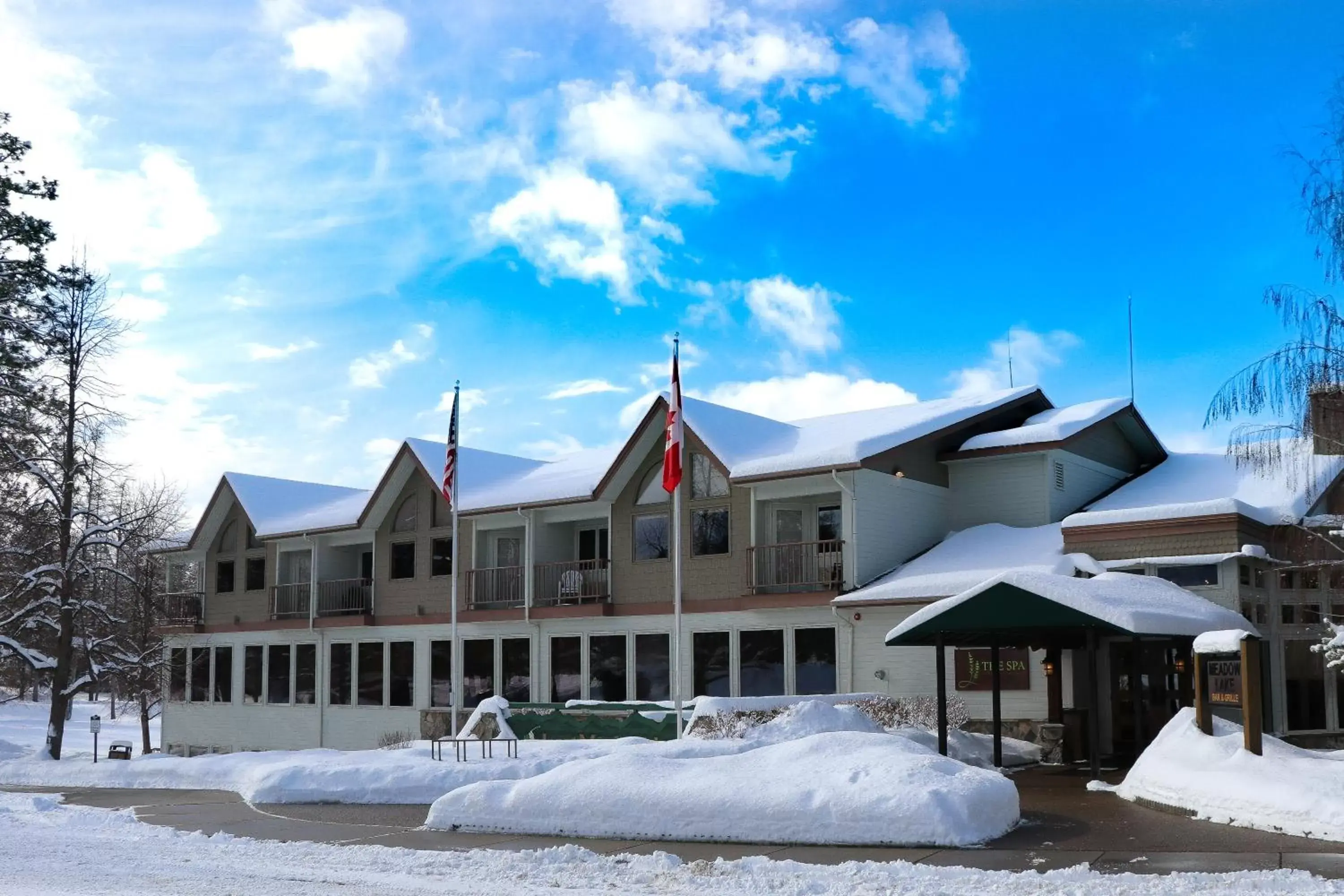 Facade/entrance, Winter in Meadow Lake Resort & Condos