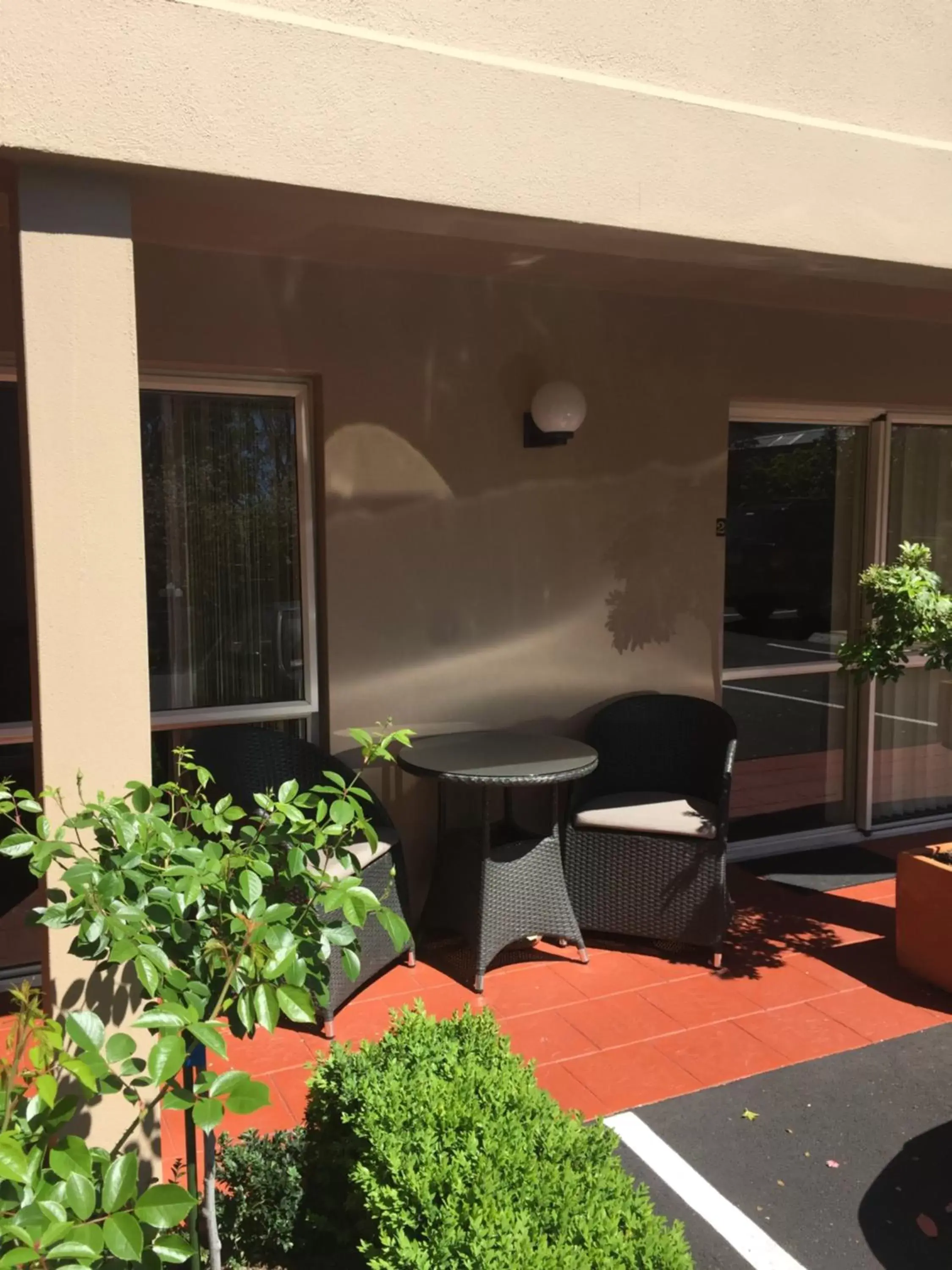 Balcony/Terrace, Seating Area in Tuscana Motor Lodge