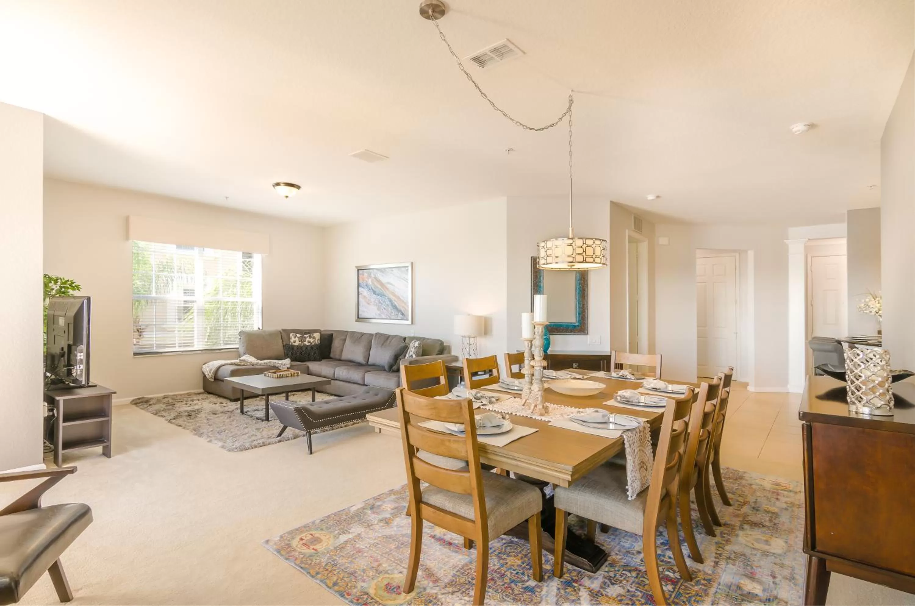 Dining area in Orlando Escape