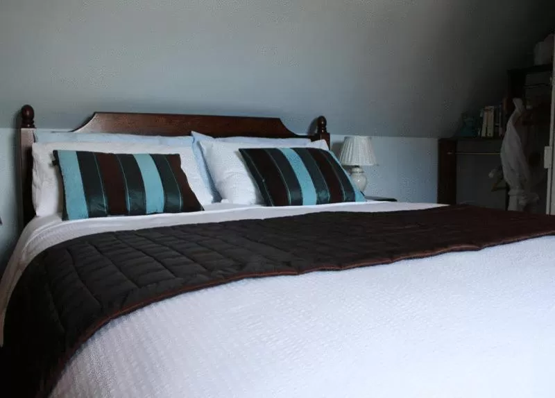 Bedroom, Bed in Dunallan Guest House