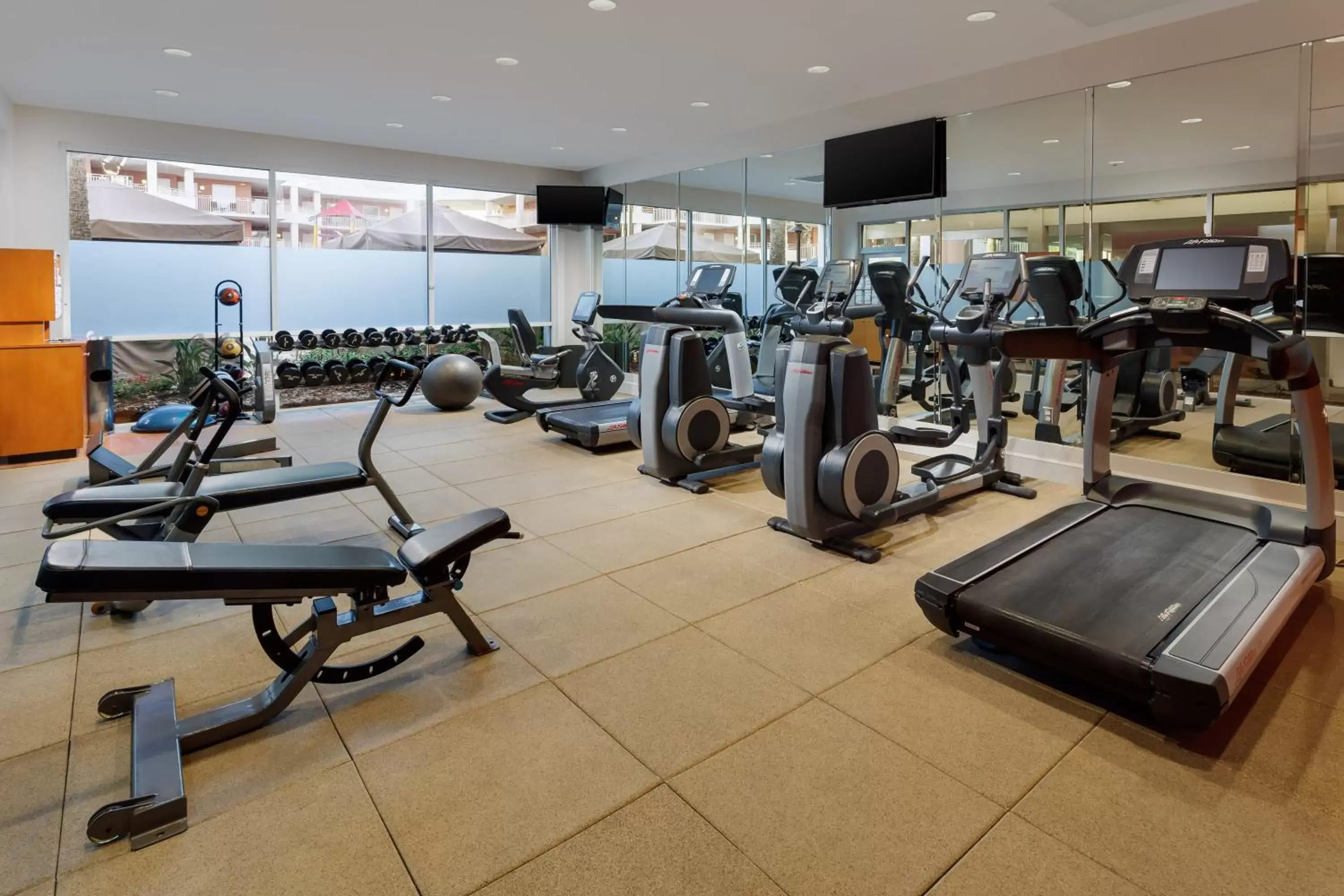 Fitness Center/Facilities in Embassy Suites by Hilton Orlando Lake Buena Vista Resort