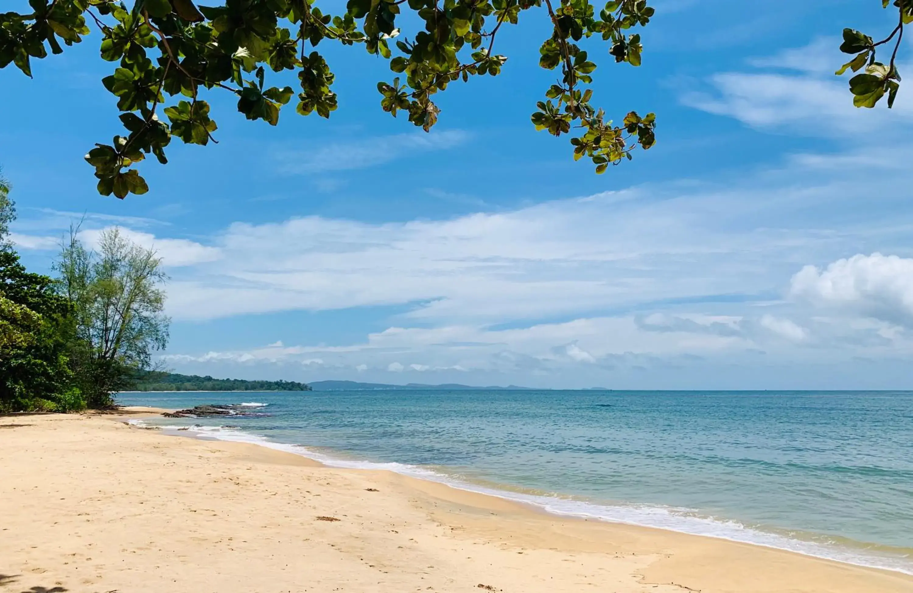 Natural landscape, Beach in Vung Bau Resort