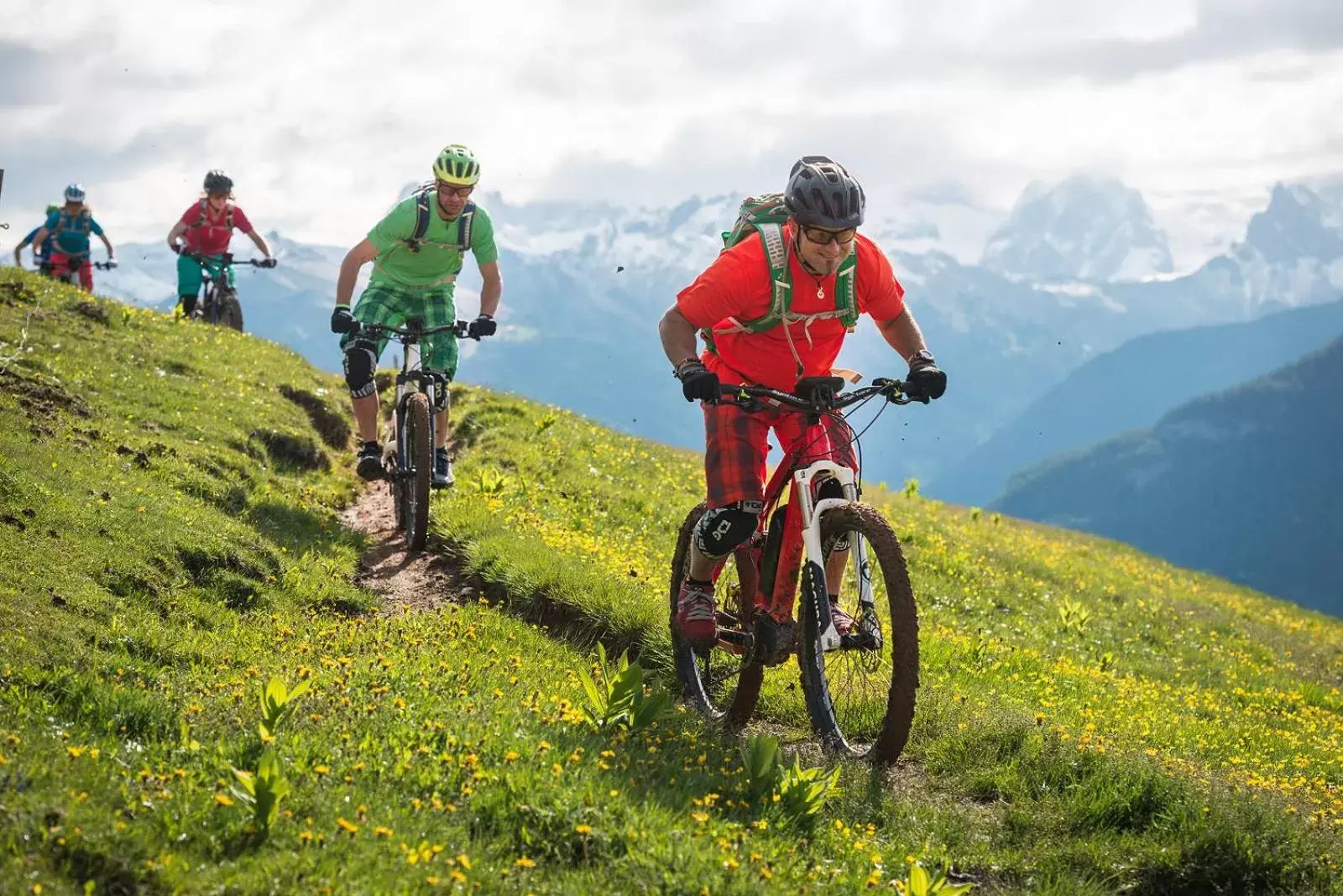 Horse-riding, Biking in Villa Rier