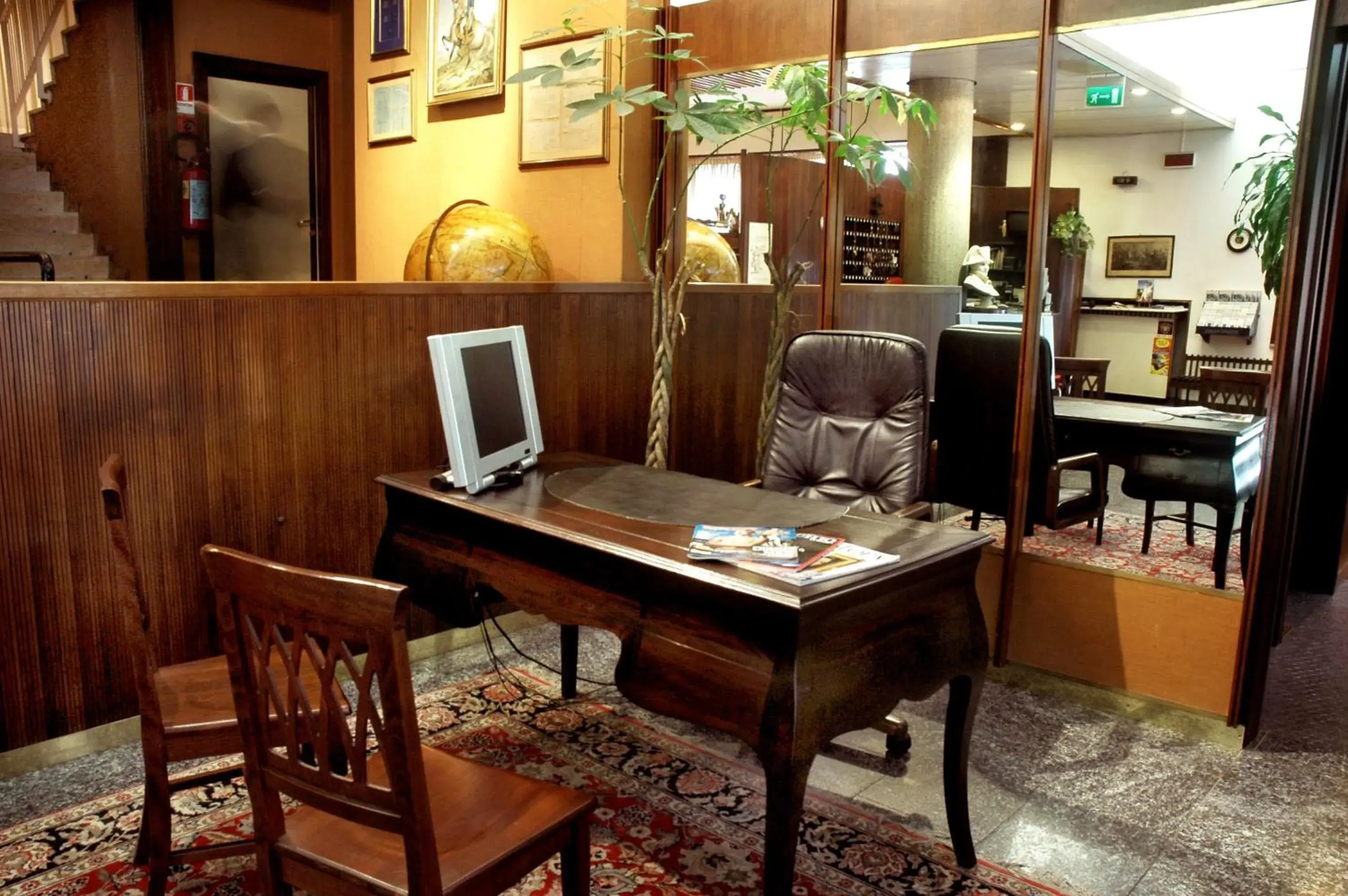 Business facilities in Hotel Napoleon