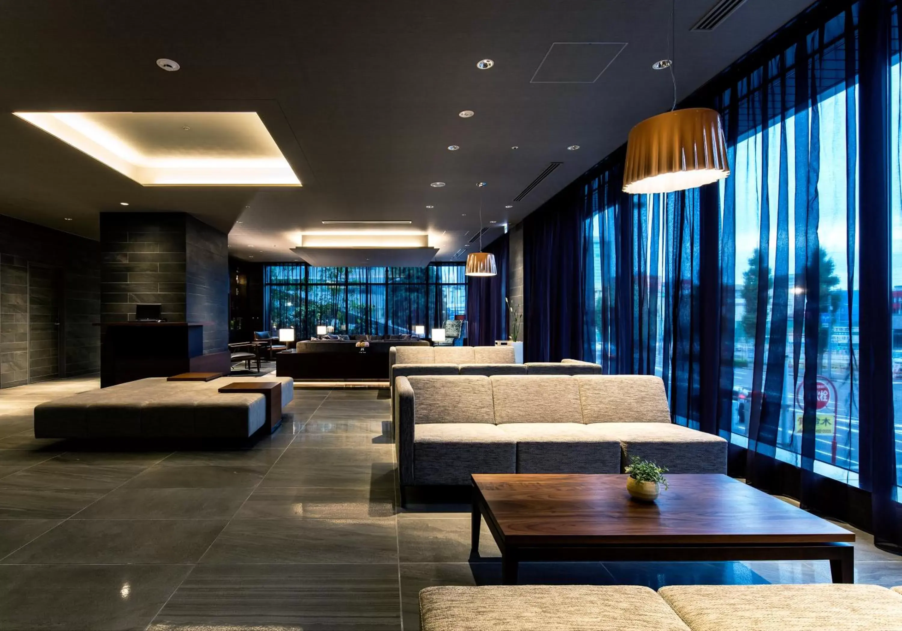 Lobby or reception, Lounge/Bar in Daiwa Roynet Hotel Nagoya Taiko dori Side