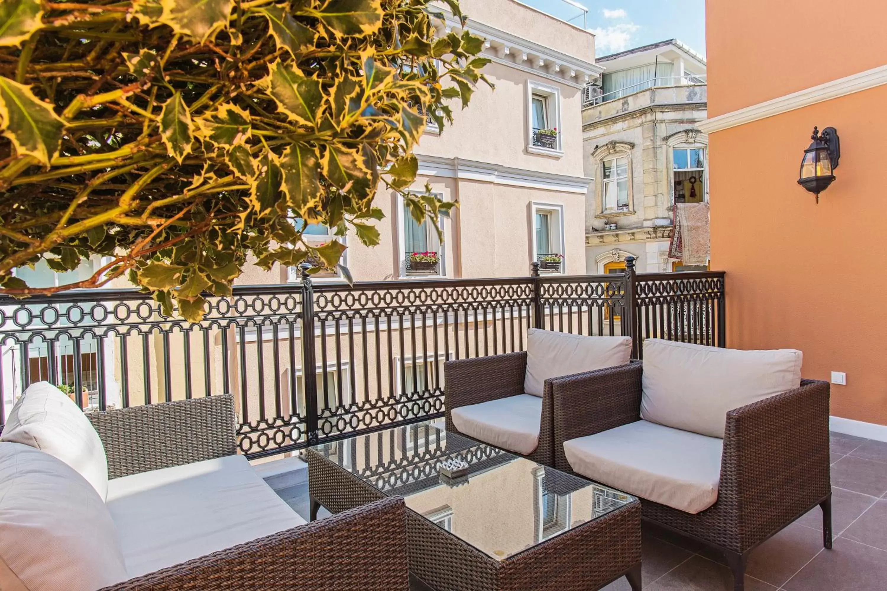 Balcony/Terrace in Meroddi Bagdatliyan Hotel