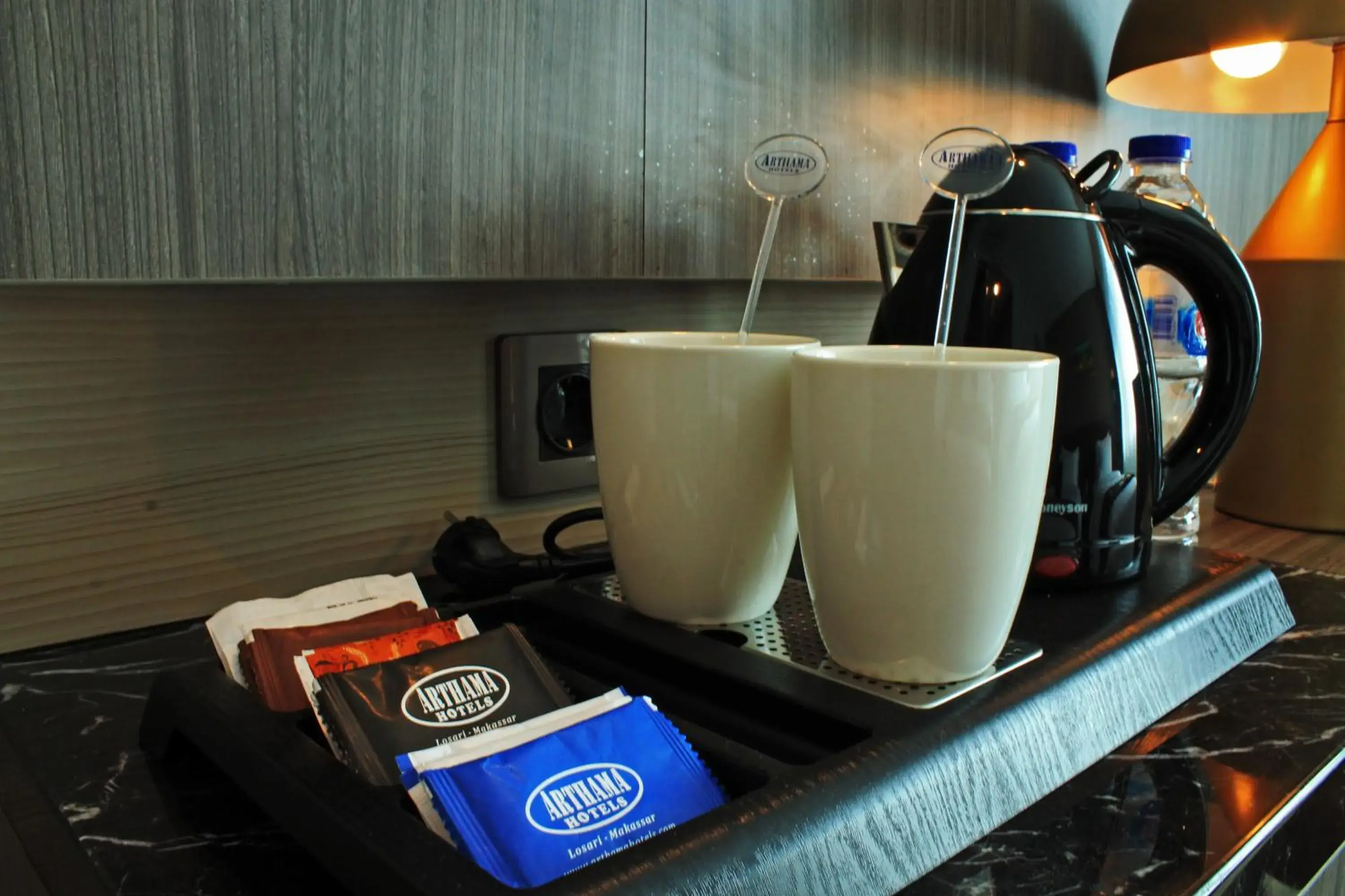 Coffee/tea facilities in Arthama Hotels Losari Makassar