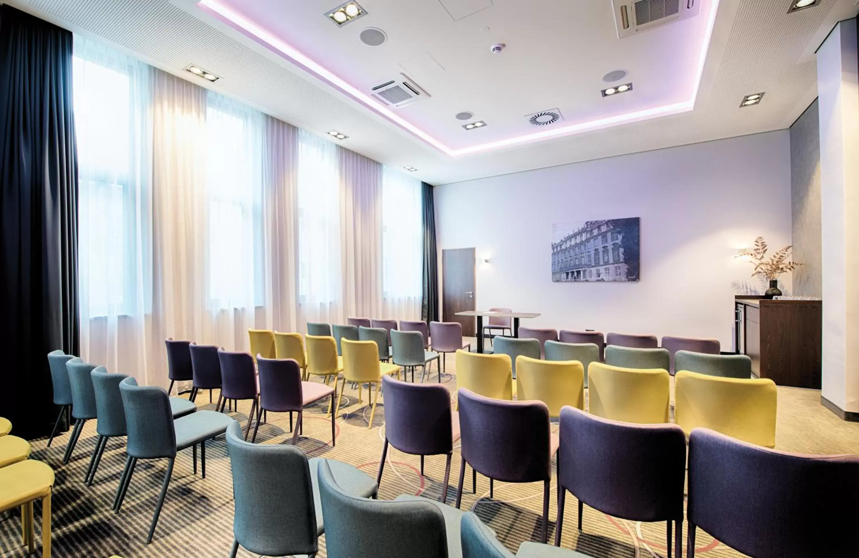 Meeting/conference room in Leonardo Royal Hotel Ulm