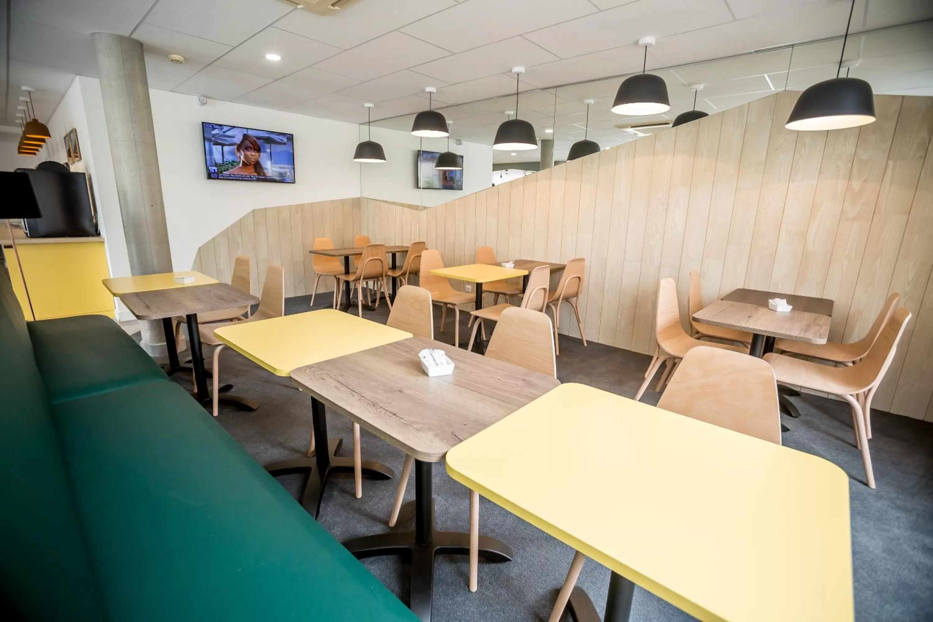 Restaurant/places to eat in Kyriad Clermont-Ferrand-Sud - La Pardieu