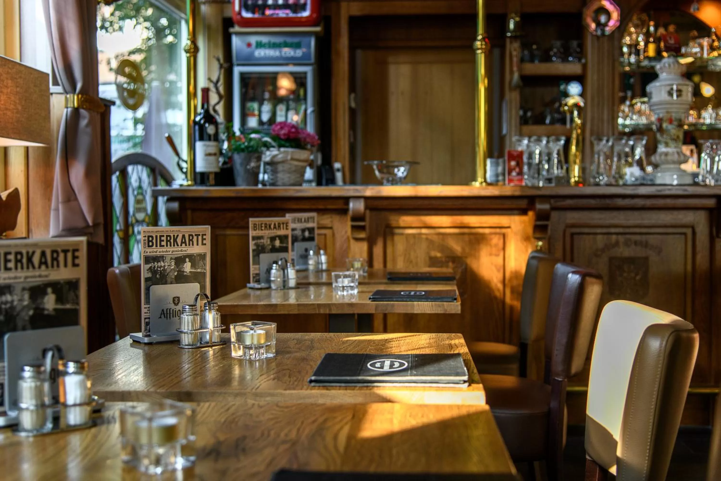 Property building, Lounge/Bar in BnB prins Hendrik Venlo