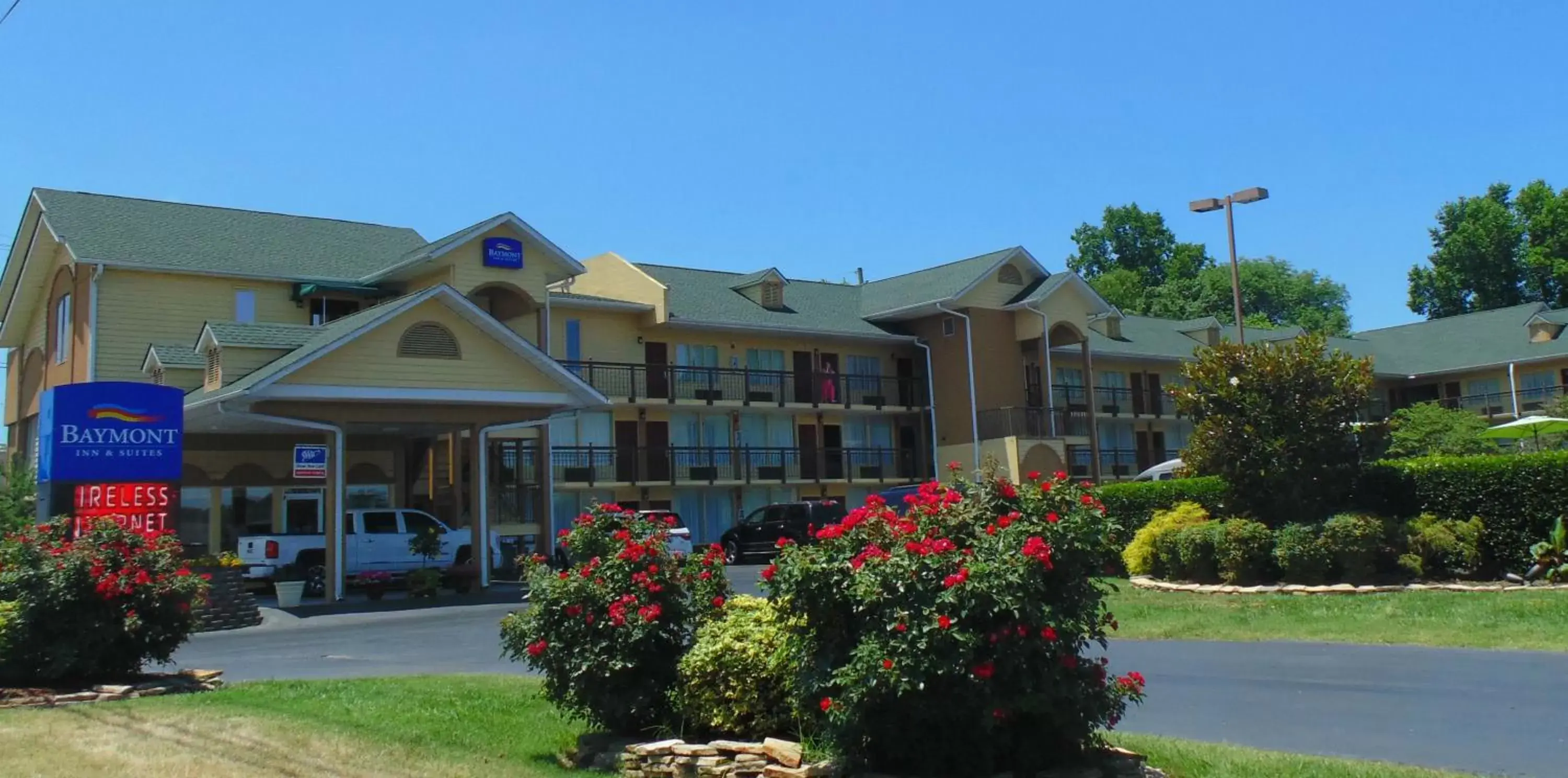 Facade/entrance, Garden in Baymont by Wyndham Sevierville Pigeon Forge