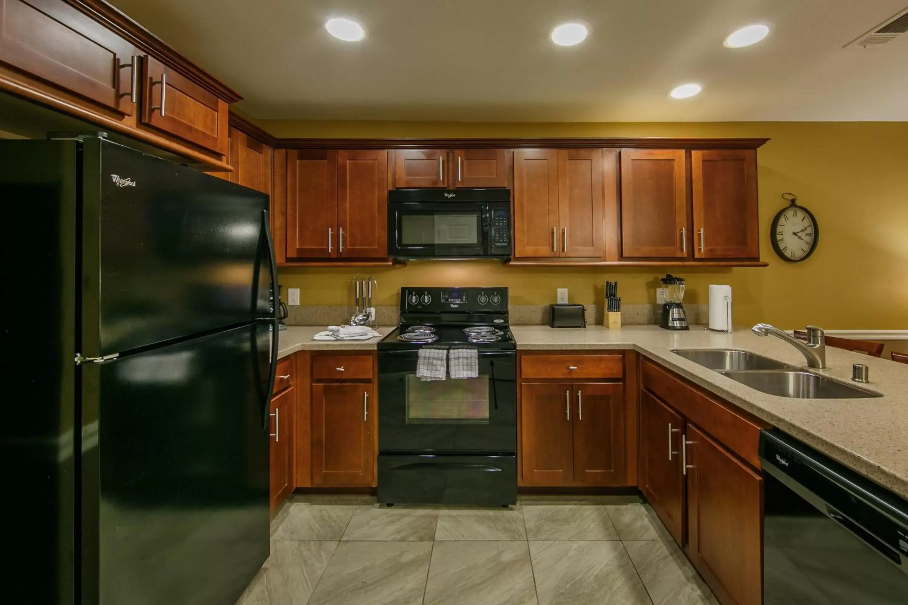 Photo of the whole room, Kitchen/Kitchenette in Holiday Inn Club Vacations Hill Country Resort at Canyon Lake