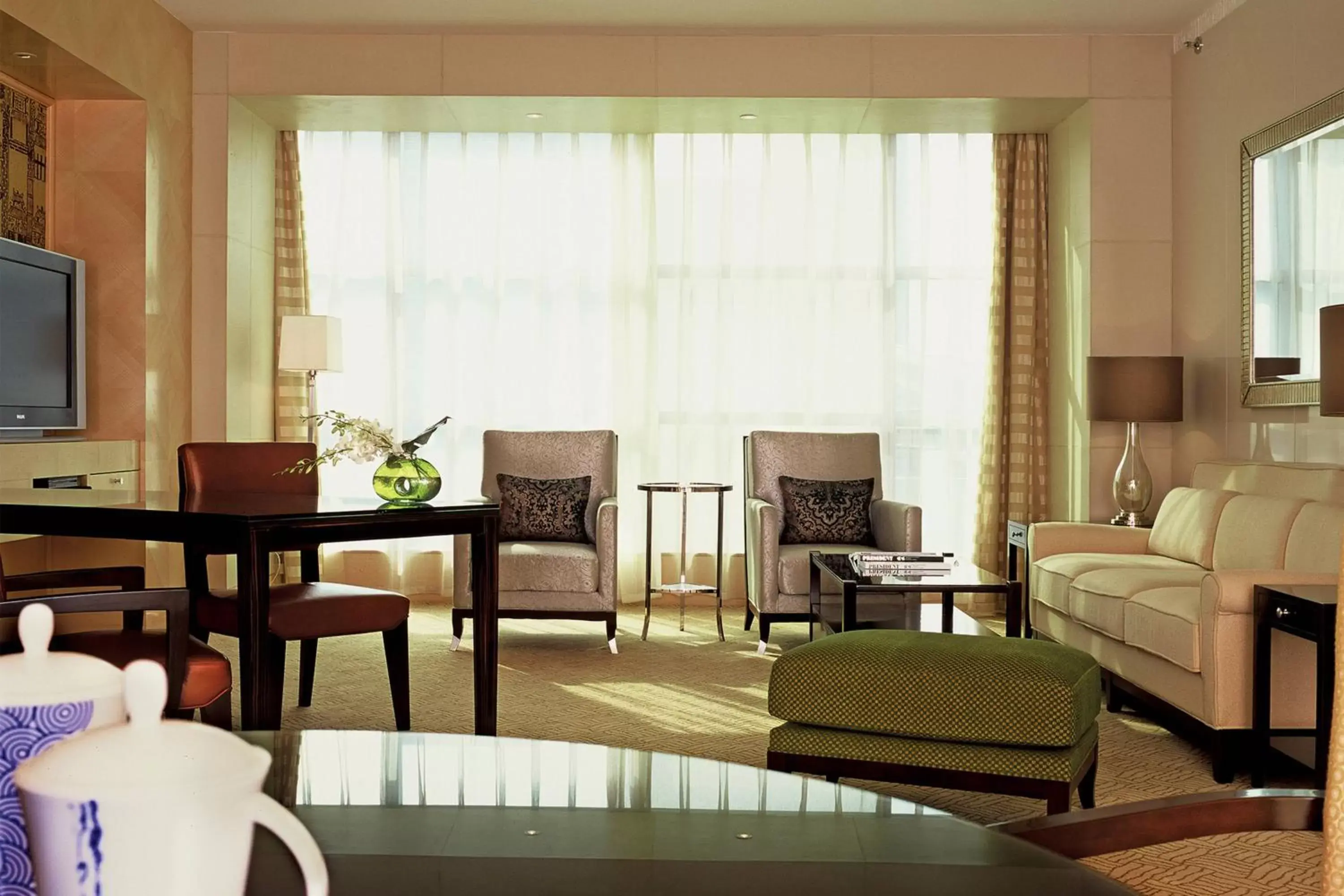 Bedroom, Seating Area in The Ritz-Carlton Beijing, Financial Street