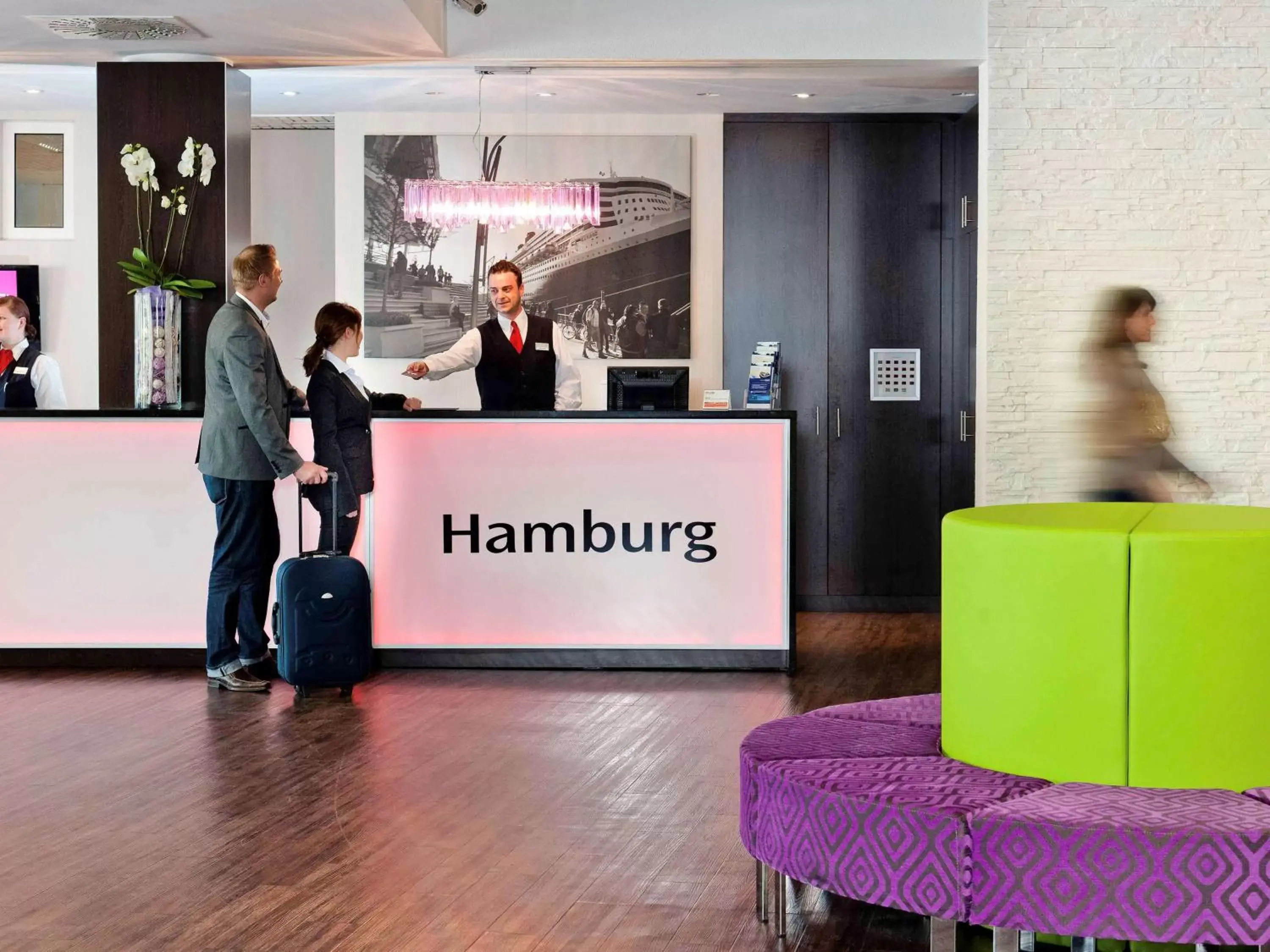 Property building, Lobby/Reception in Mercure Hotel Hamburg am Volkspark