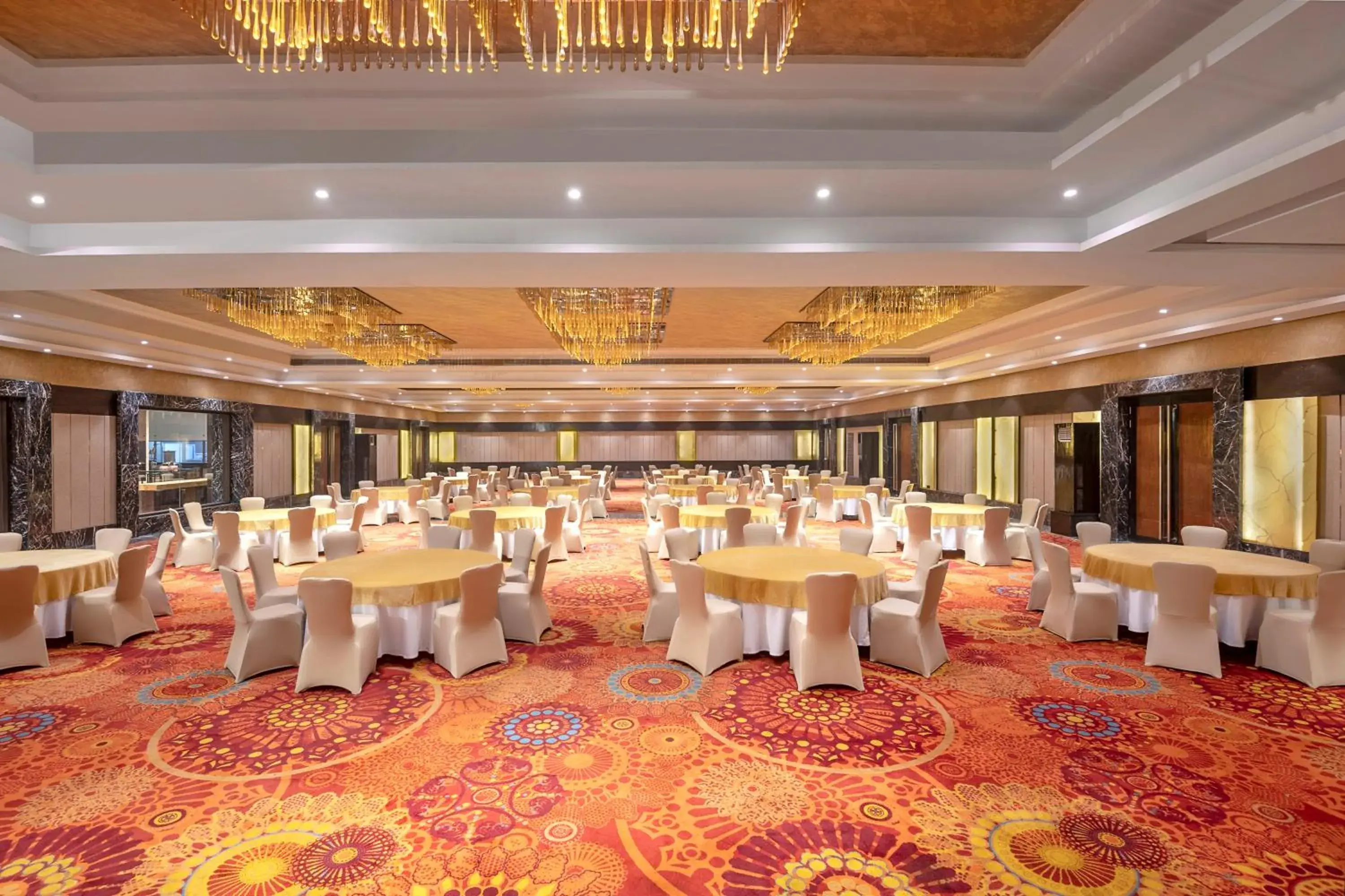 Banquet/Function facilities, Banquet Facilities in Radisson Blu Kaushambi Delhi NCR