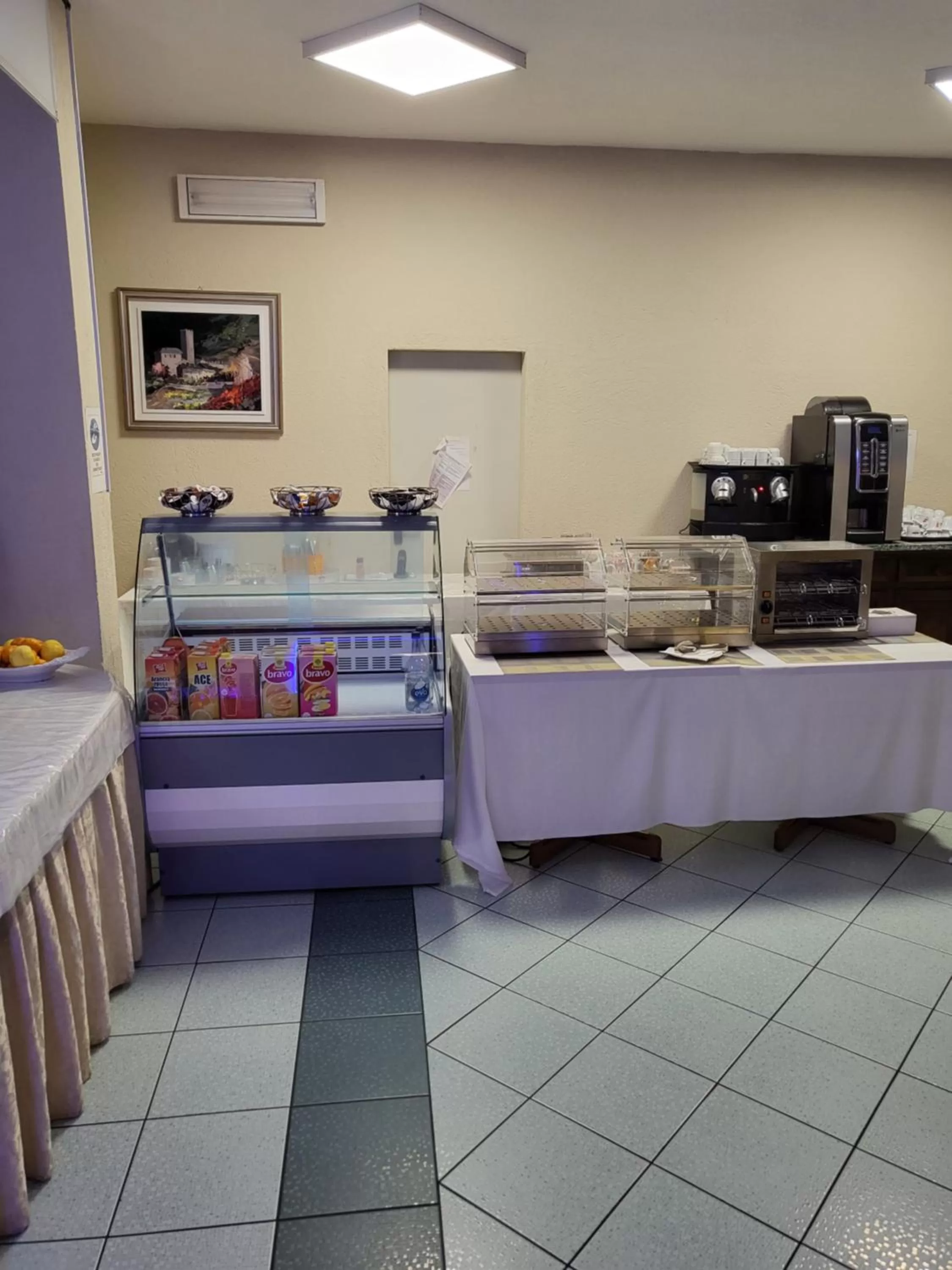 Buffet breakfast in Hotel Miage