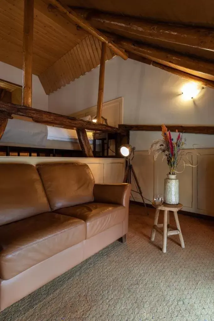 Living room, Bunk Bed in Hotel de Watermölle