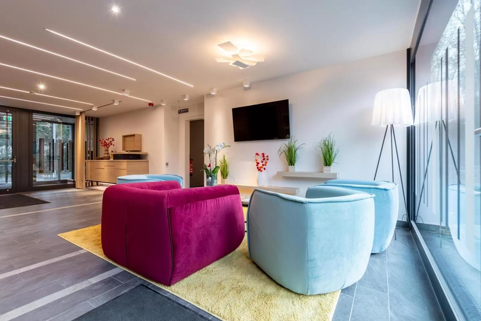 Communal lounge/ TV room in Serways Hotel Hösel