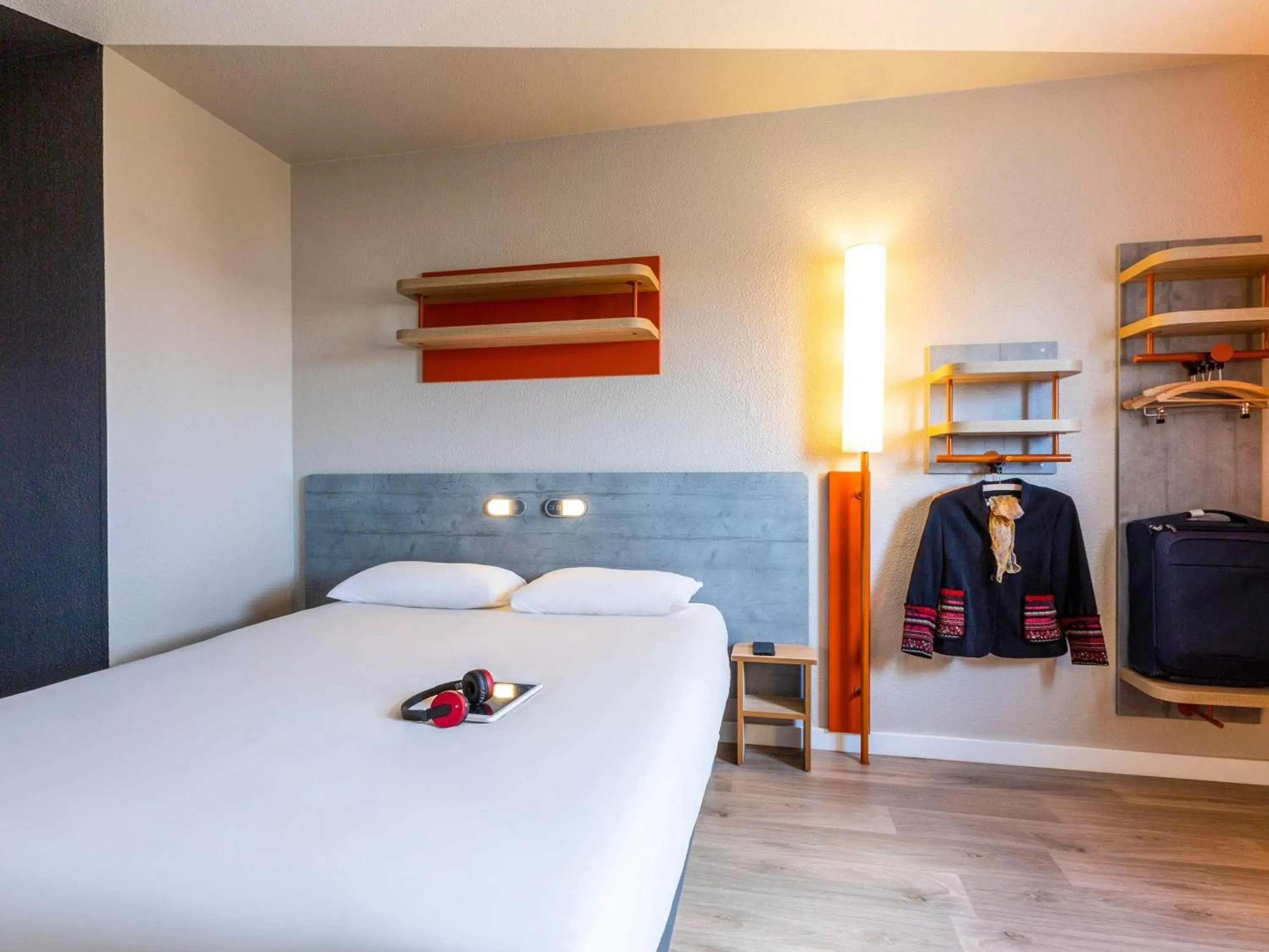 Bedroom in ibis budget Paris Porte d'Italie Ouest