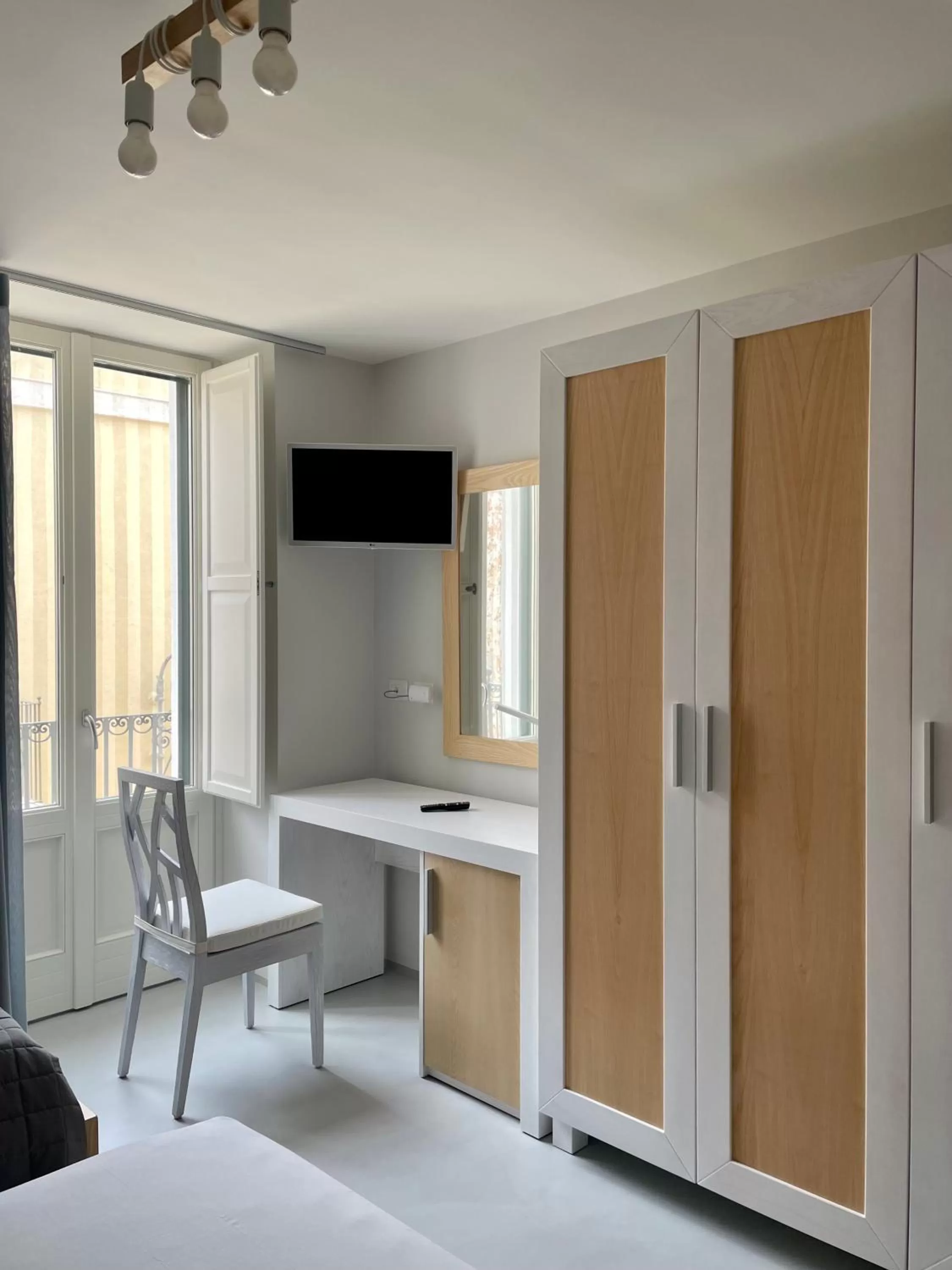 TV and multimedia, TV/Entertainment Center in manzoniquattro