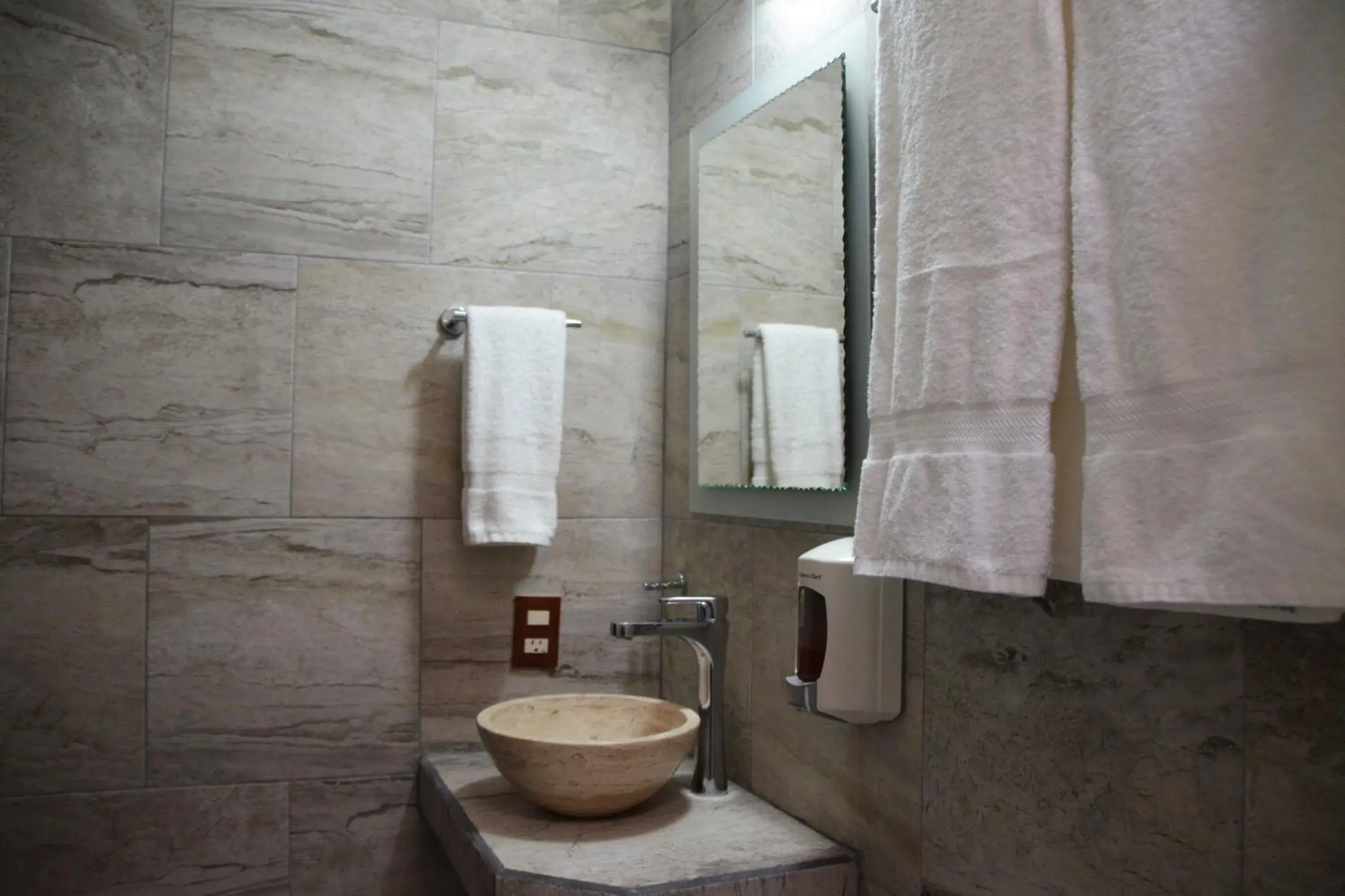 Toilet, Bathroom in Hotel Estefania