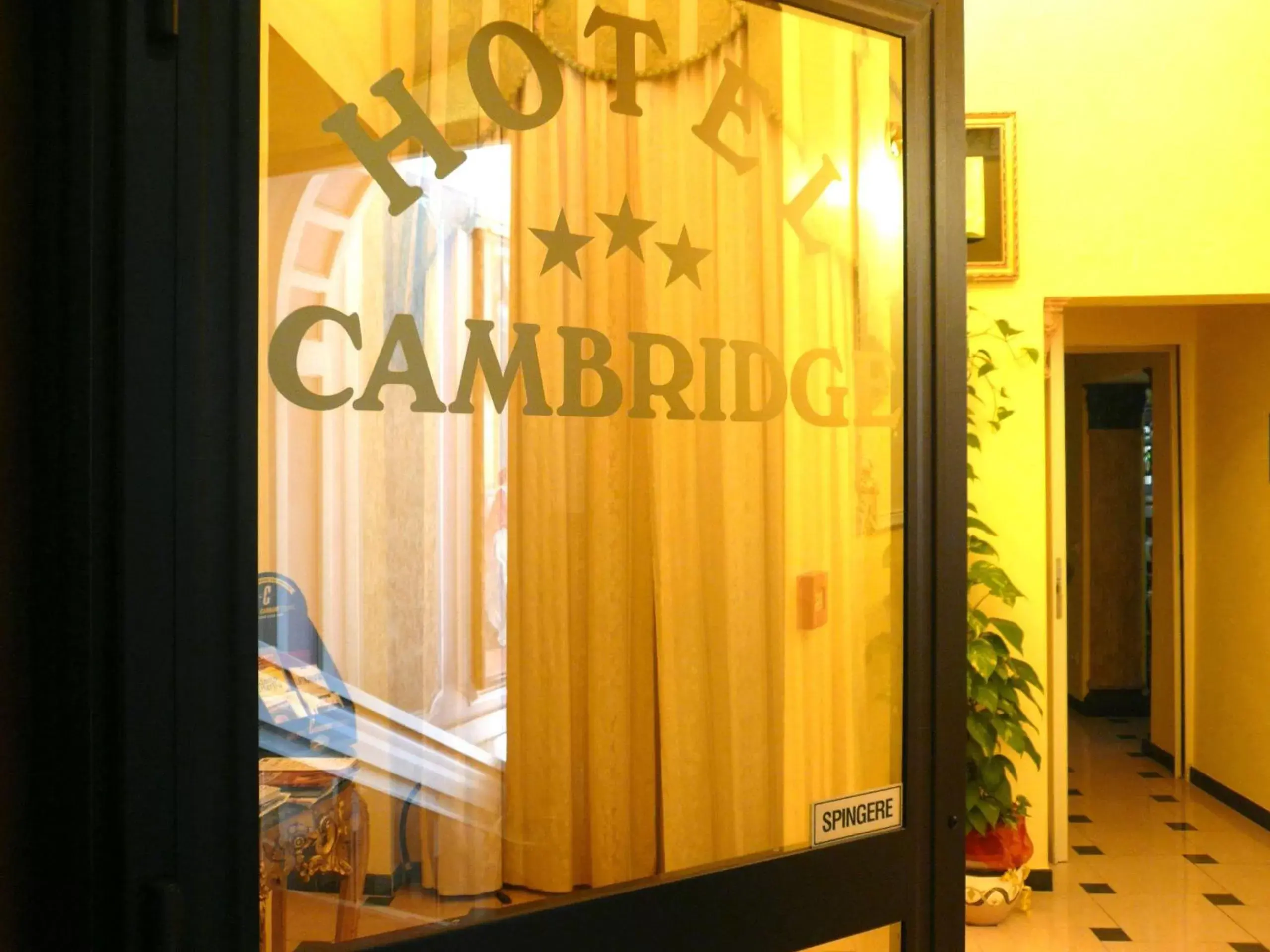 Facade/entrance in Cambridge Hotel