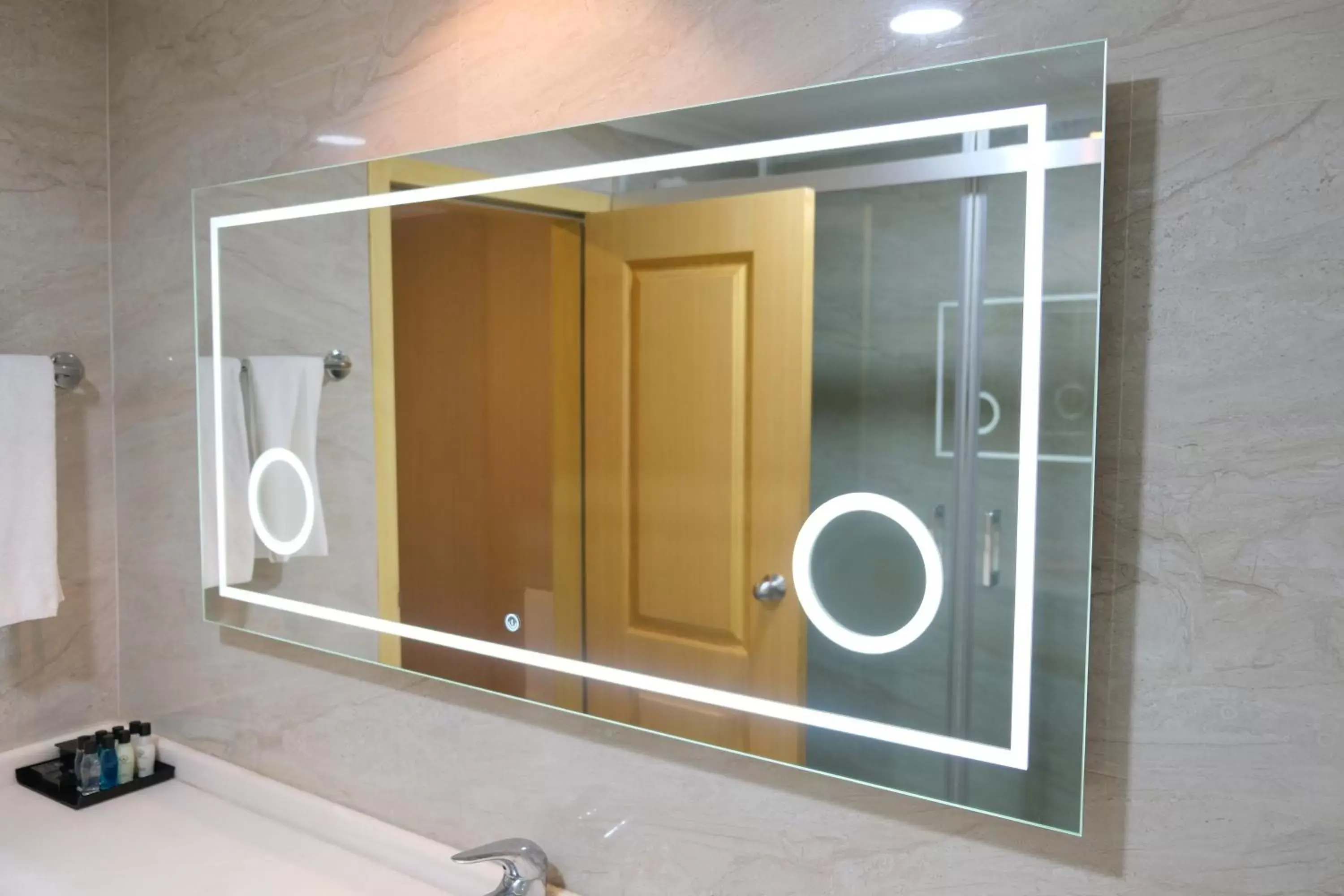 Bathroom in Akar International Hotel Bathroom in Akar International Hotel