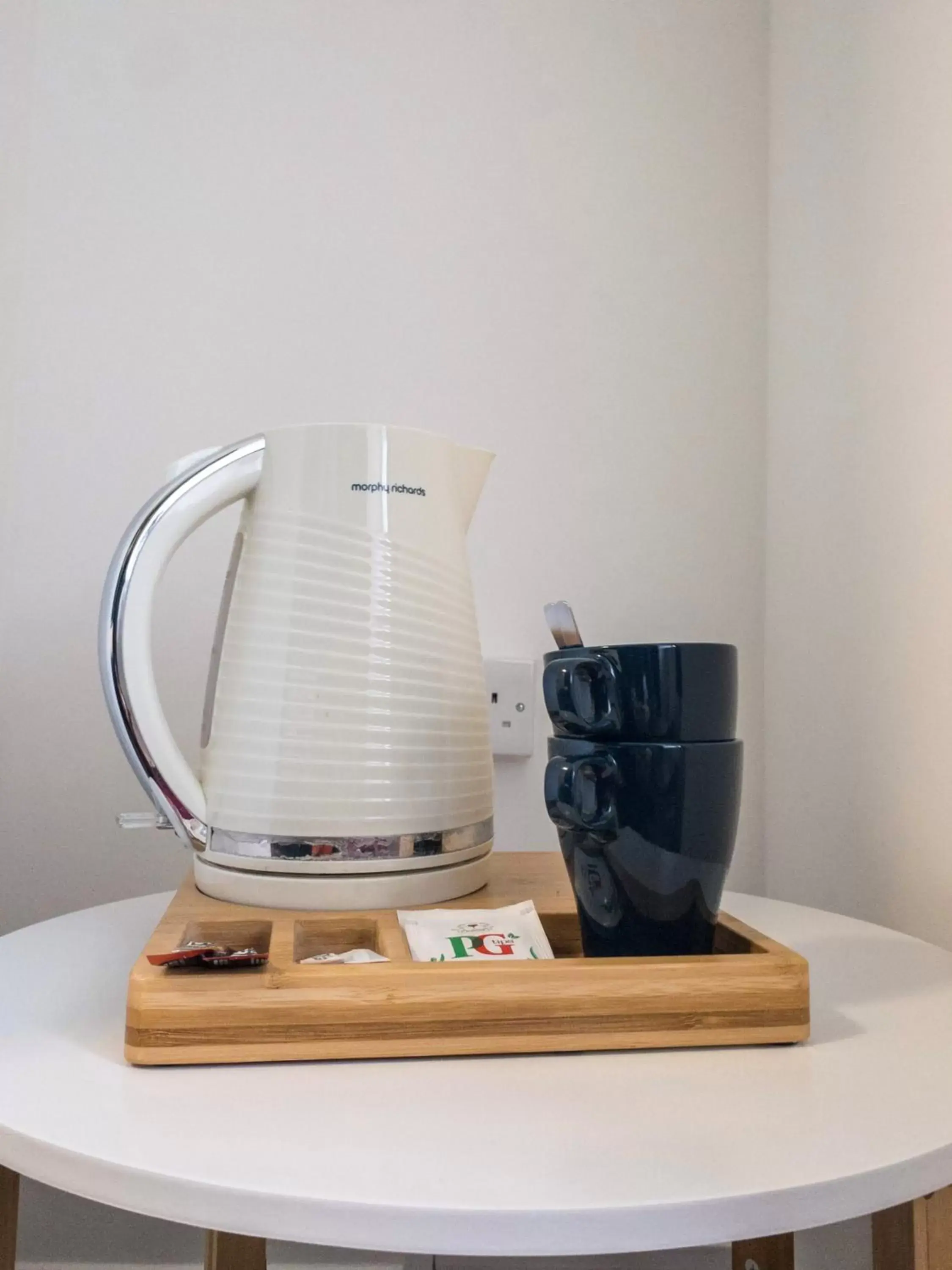 Coffee/tea facilities in Smart Hyde Park Inn Hostel