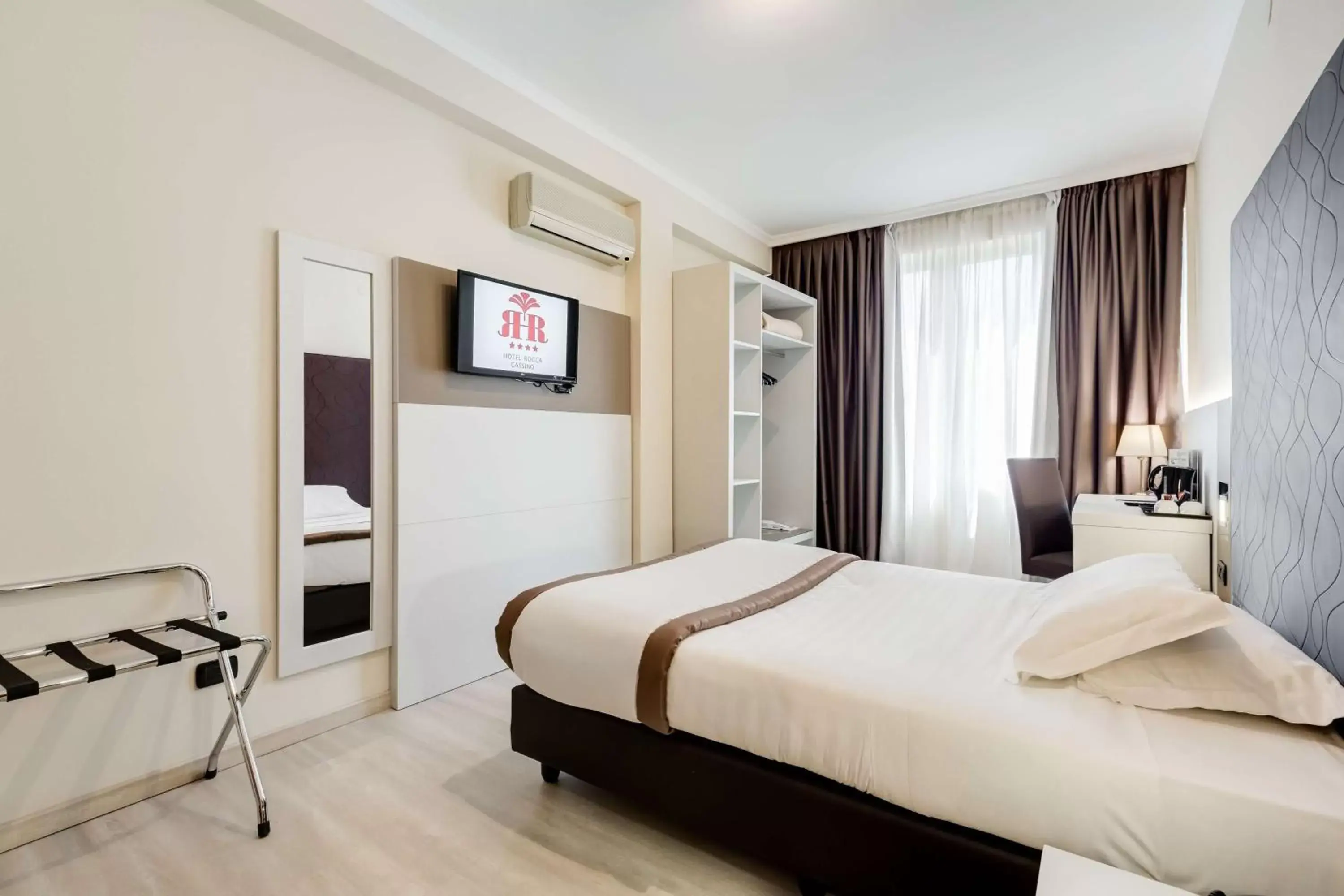 TV and multimedia, Bed in Best Western Hotel Rocca