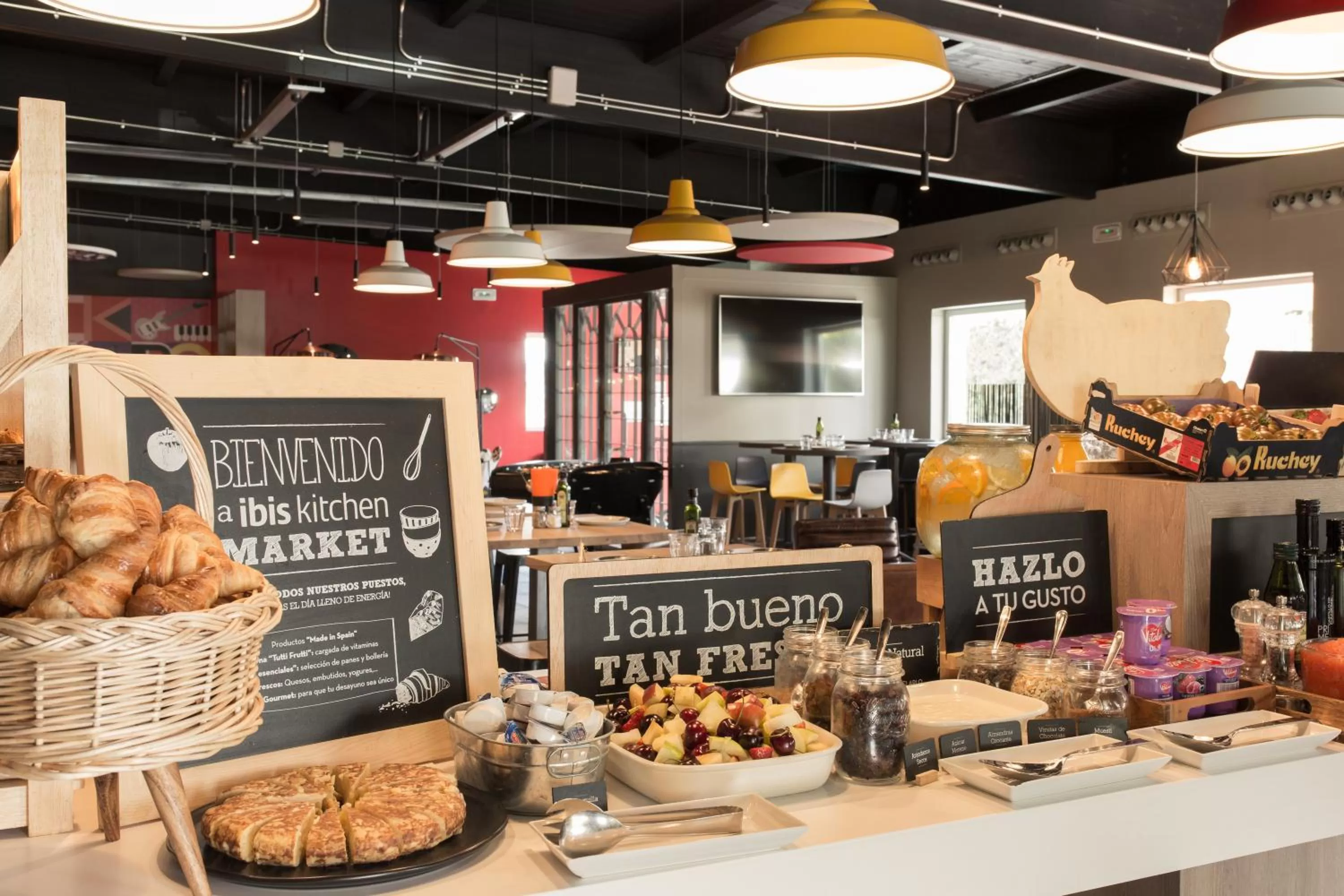Breakfast in Ibis Madrid Fuenlabrada